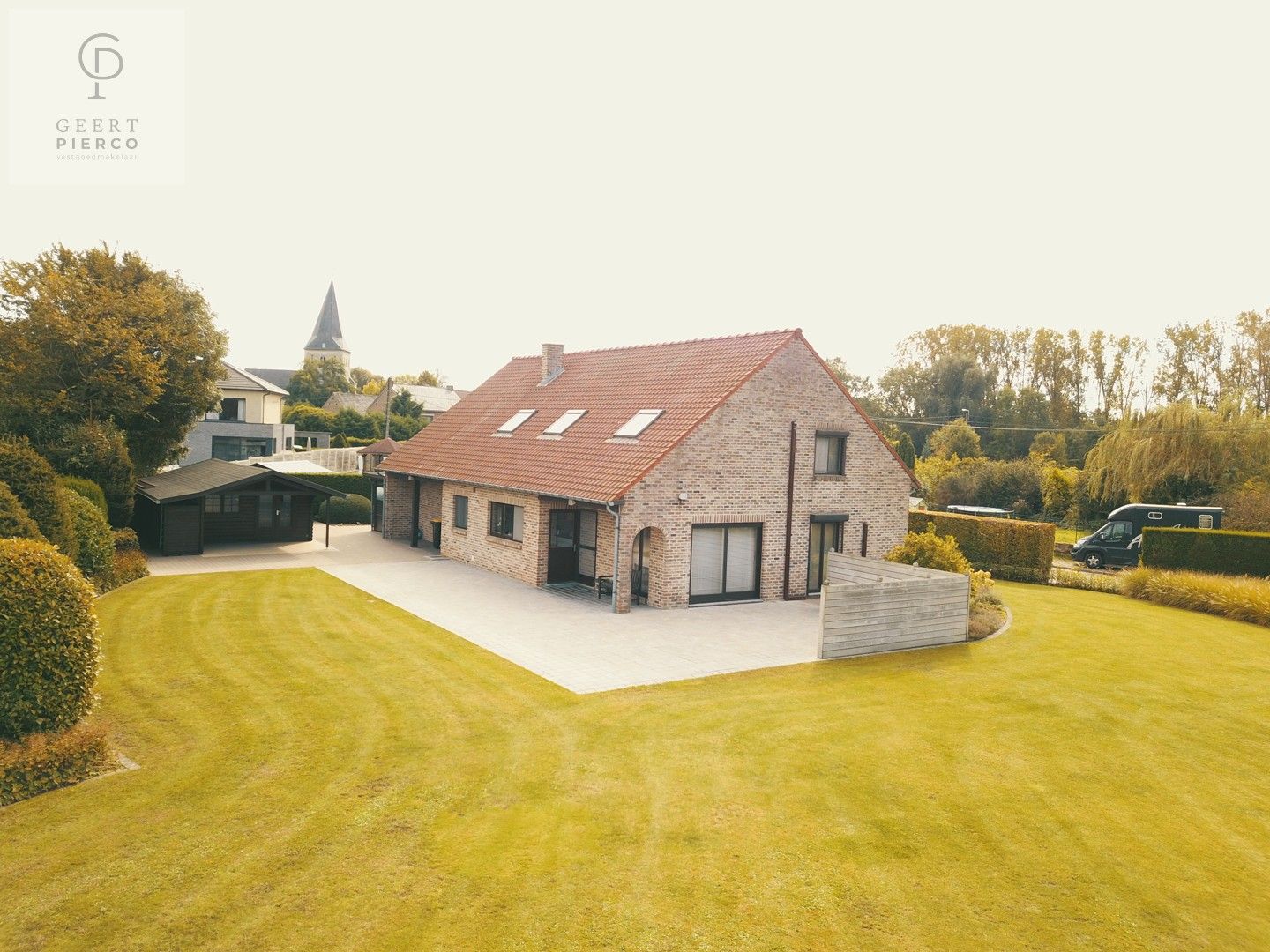 Knappe Villa in het groen foto 40