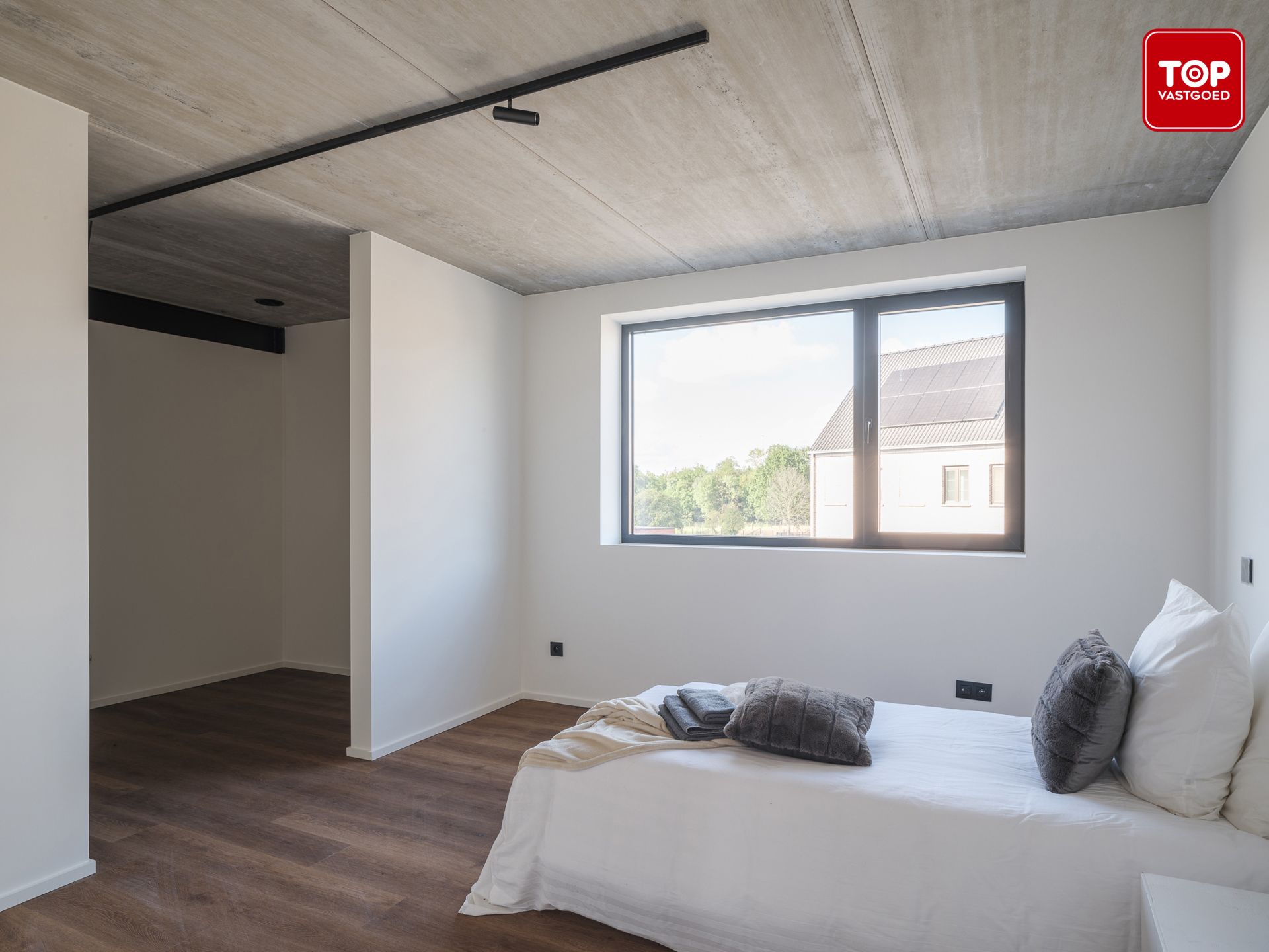 Energiezuinige (A+) designwoning met 3 slaapkamers, zonnige tuin en luxueuze betonafwerking in Vlierzele foto 26
