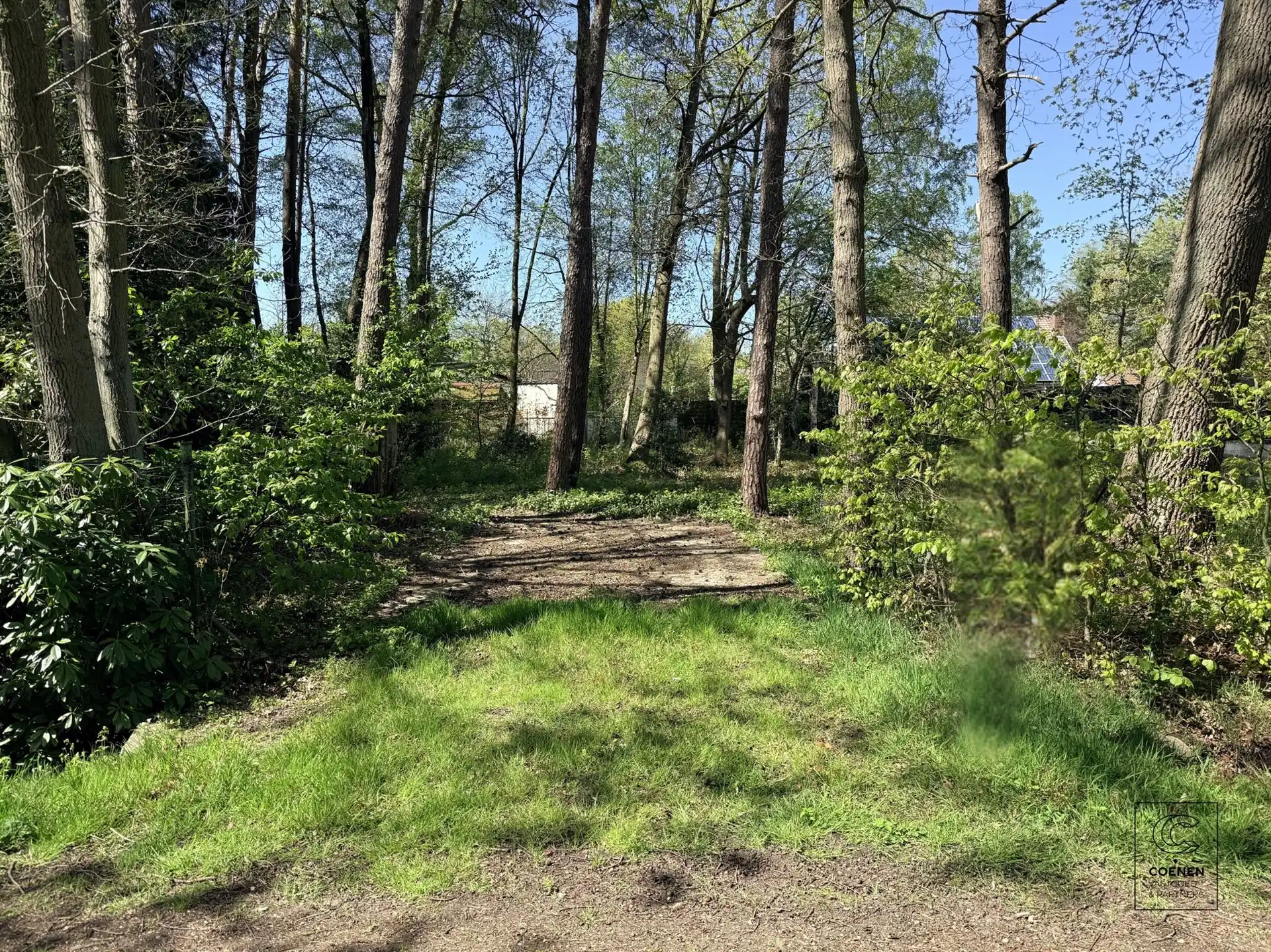 Rustig gelegen bouwgrond van 1.182 m² op een groene ligging! foto 2