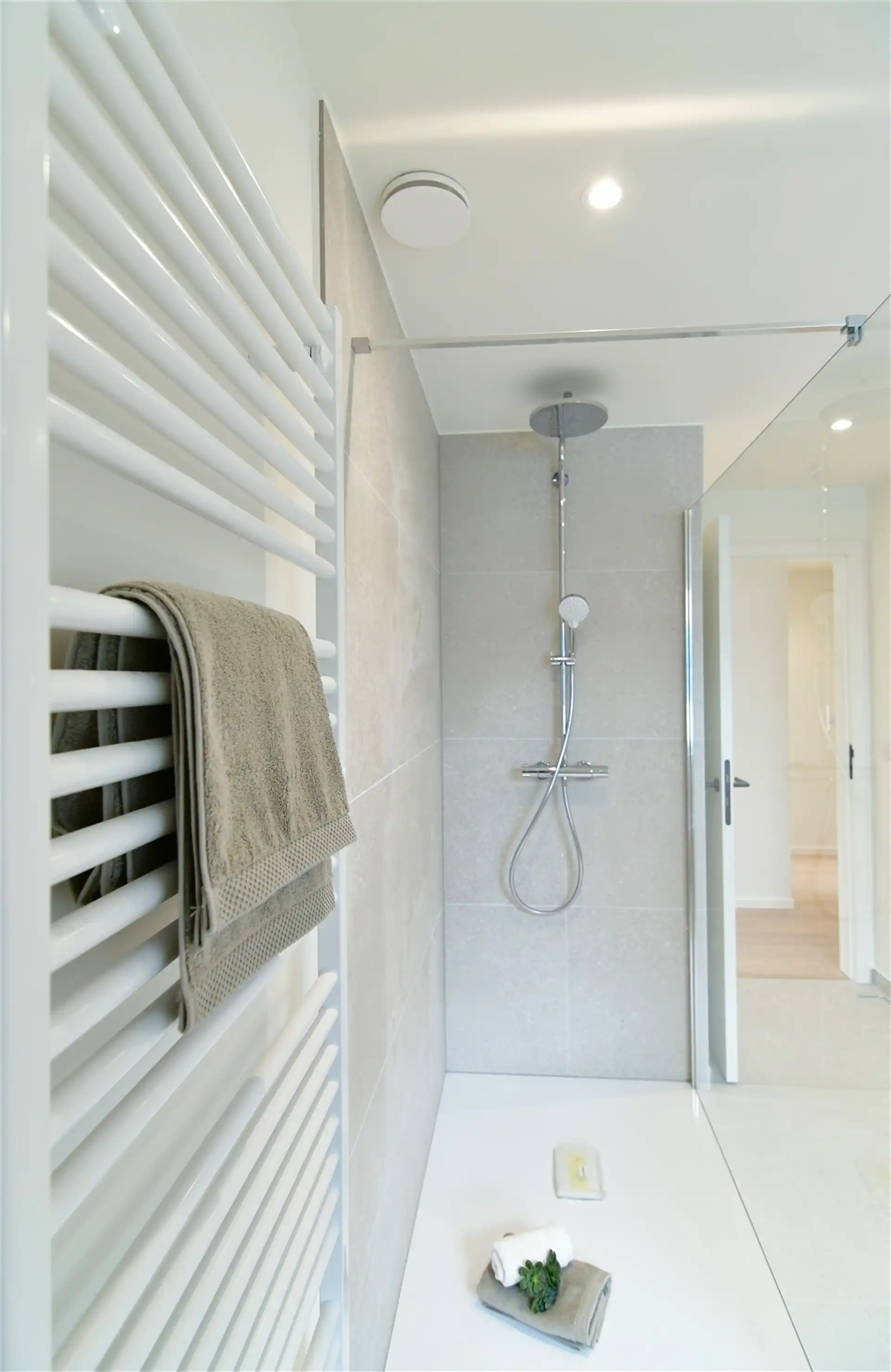 Energiezuinige halfopen nieuwbouwwoning in het hart van Wetteren foto 15