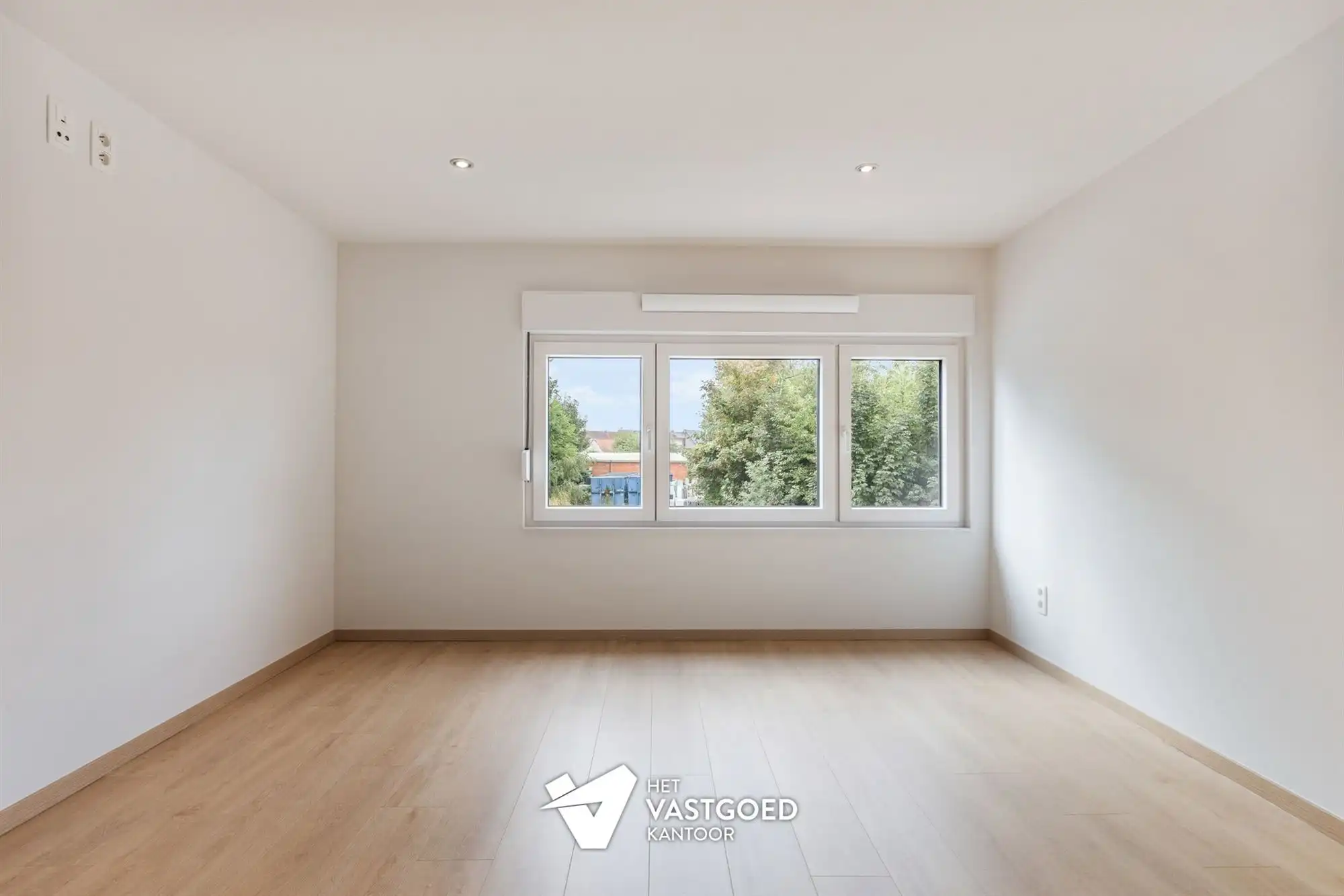 KWALITATIEF GERENOVEERDE WONING VLAKBIJ CENTRUM foto 16