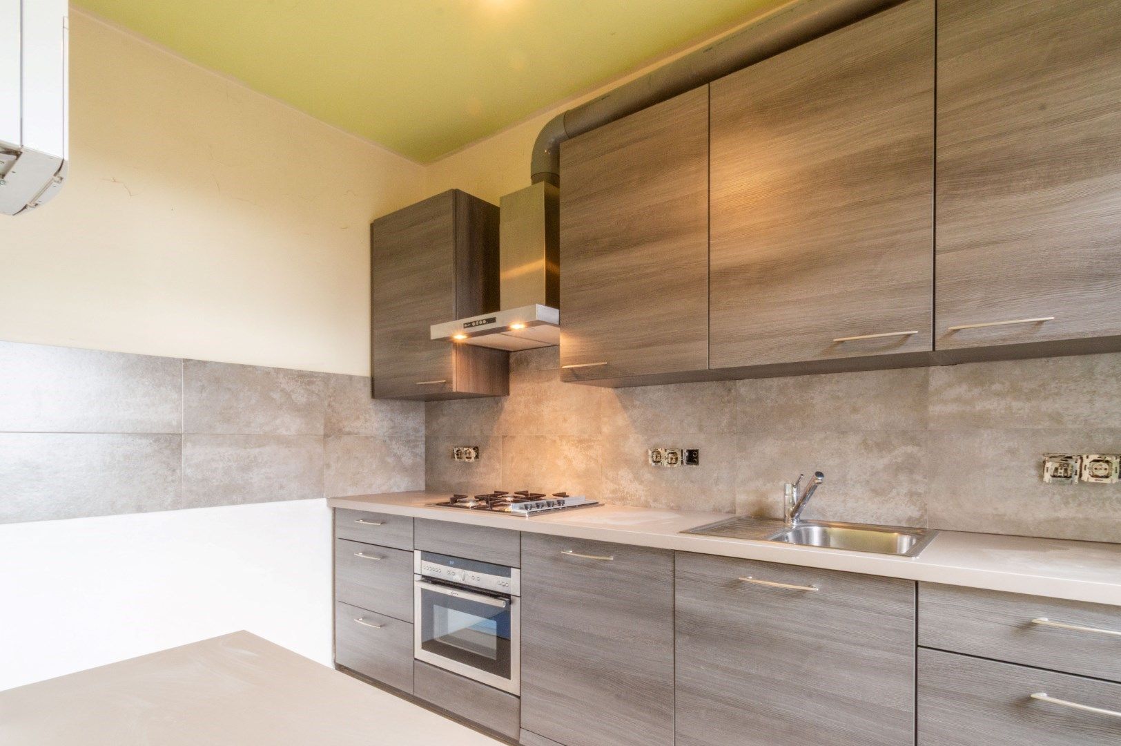 APPARTEMENT MET 2 SLP (3MOGELIJK), TERRAS & TUIN ! foto 9