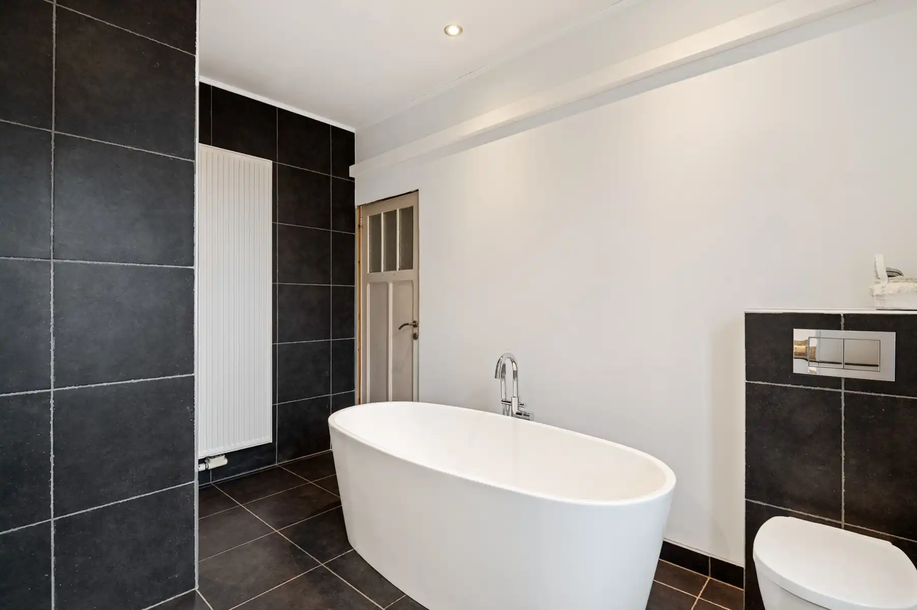 Woning met magazijn van 200 m² foto 14