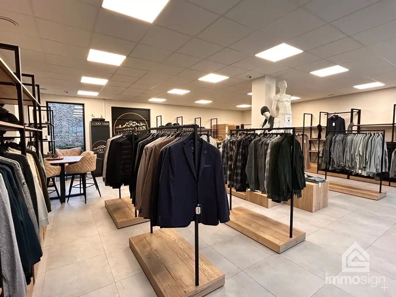 Gelijkvloers handelspand op toplocatie in het hart van Peer! foto 4