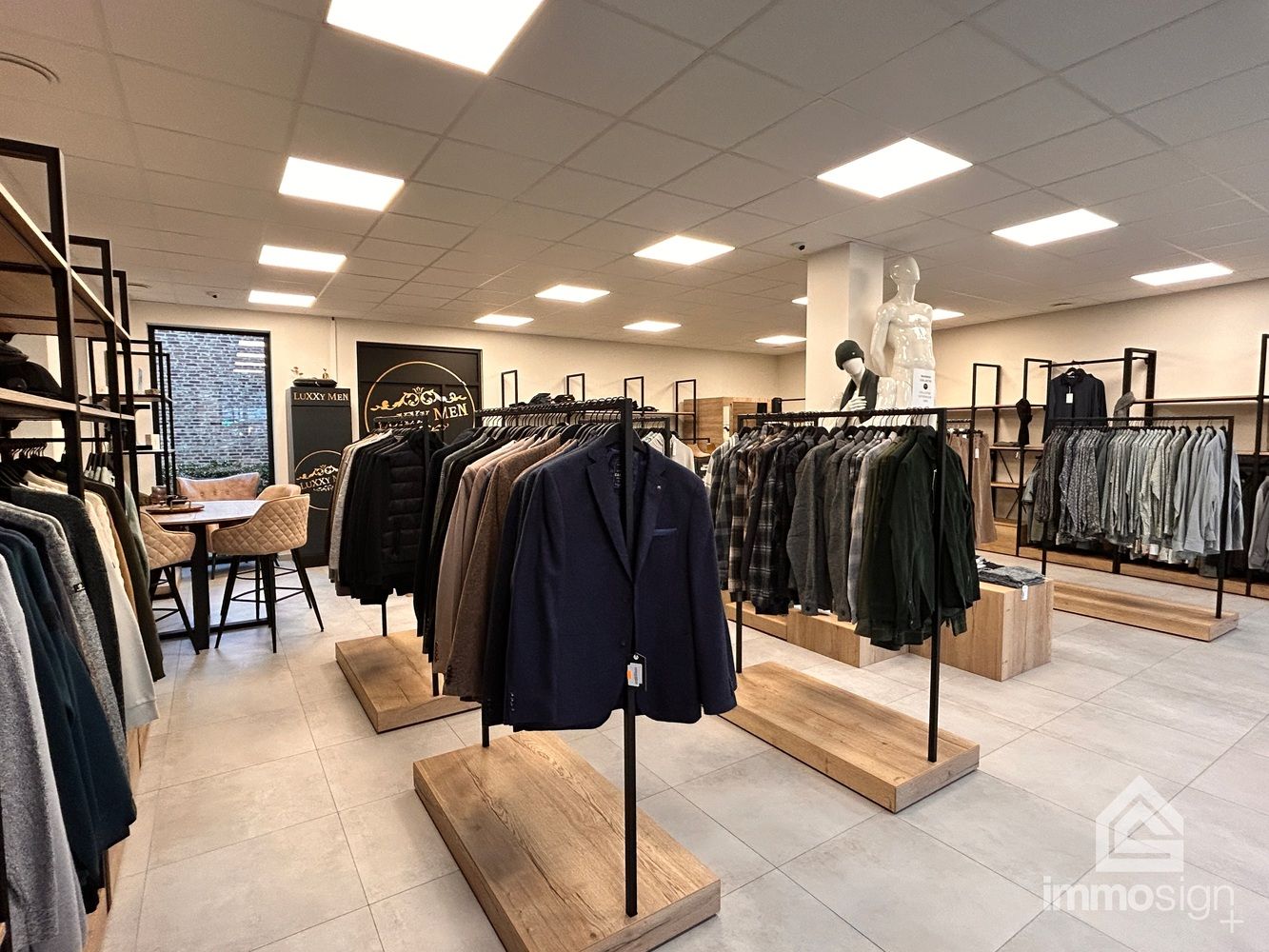 Gelijkvloers handelspand op toplocatie in het hart van Peer! foto 4