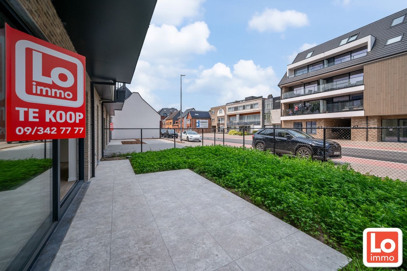 Prachtig ruim appartement (+/-96m²) met 2 slpk en mooi terras en afgesloten tuin foto {{pictureIndex}}
