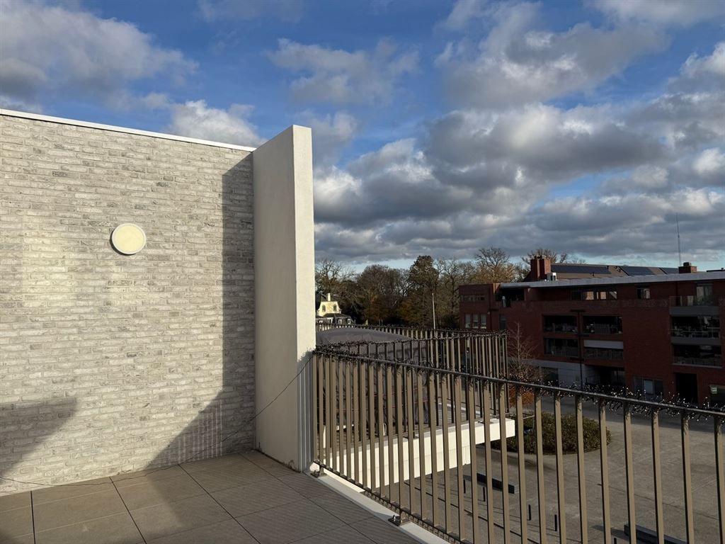 Stijlvol nieuwbouwappartement met 1 slaapkamer foto 14