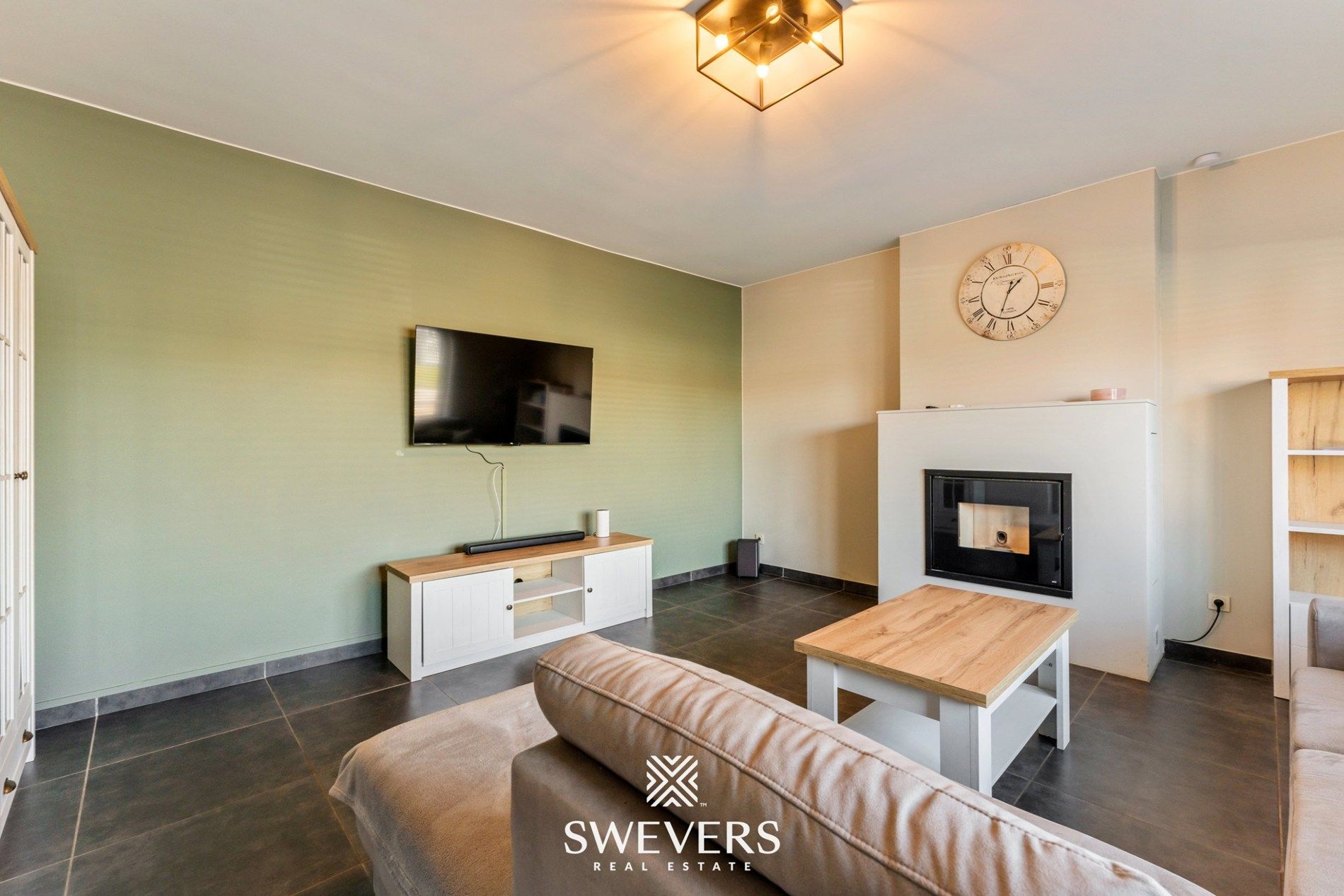 Gerenoveerde gezinswoning met 3 slpk en zonnige tuin foto 5