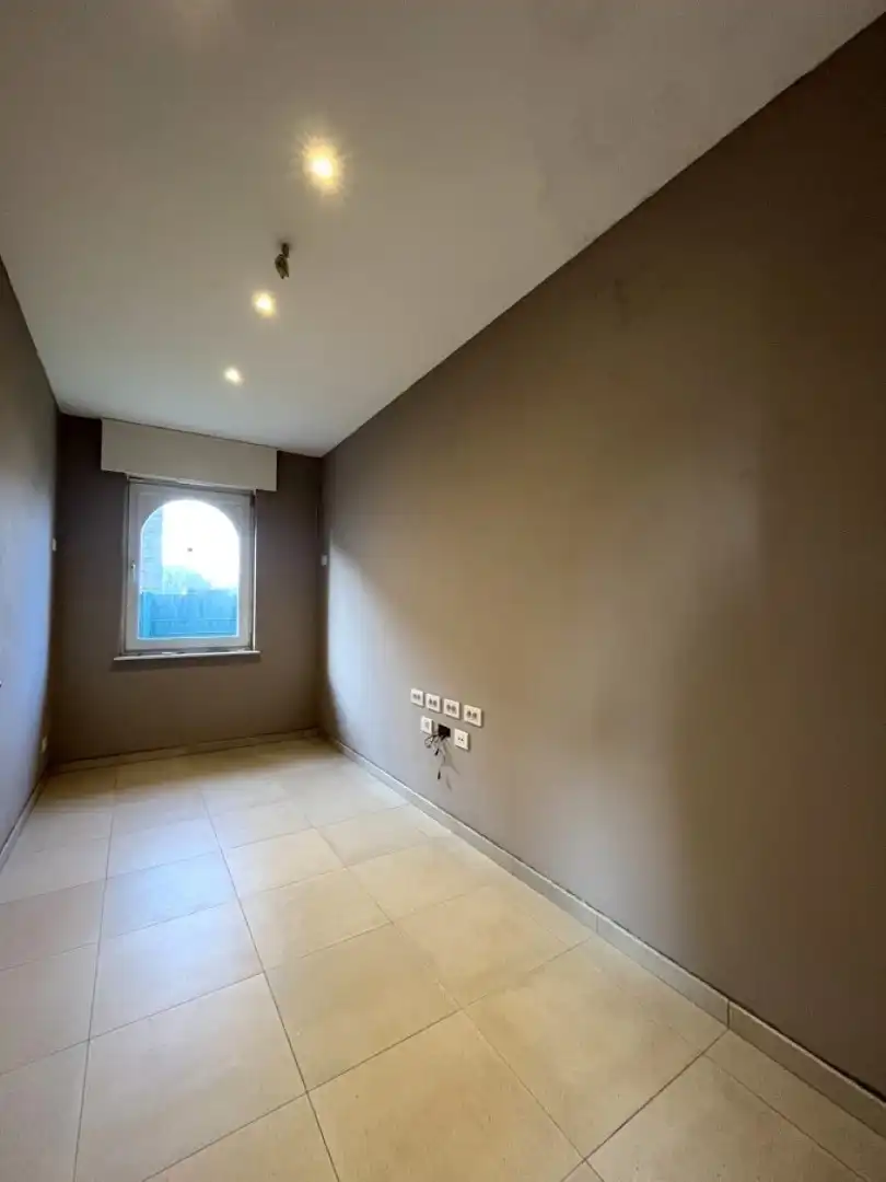 Moorslede – Villa in Spaanse stijl met dubbele garage en 4 slaapkamers foto 13