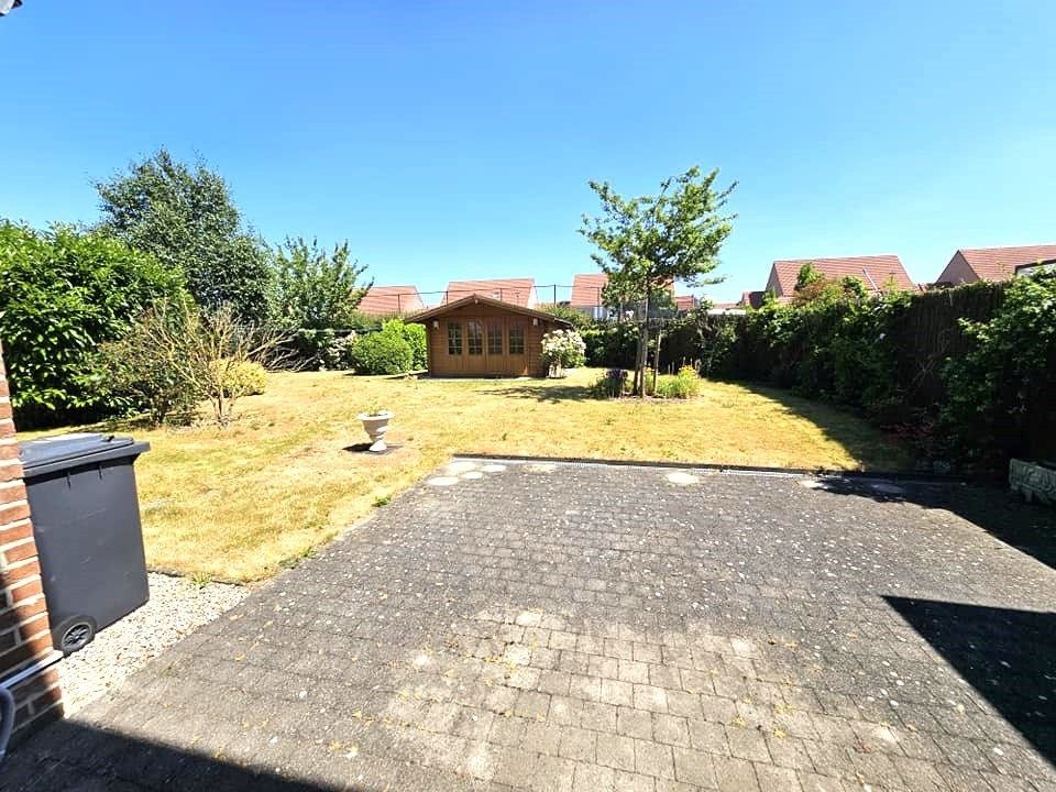 Recente driegevel in uiterst aangename woonwijk. foto 25