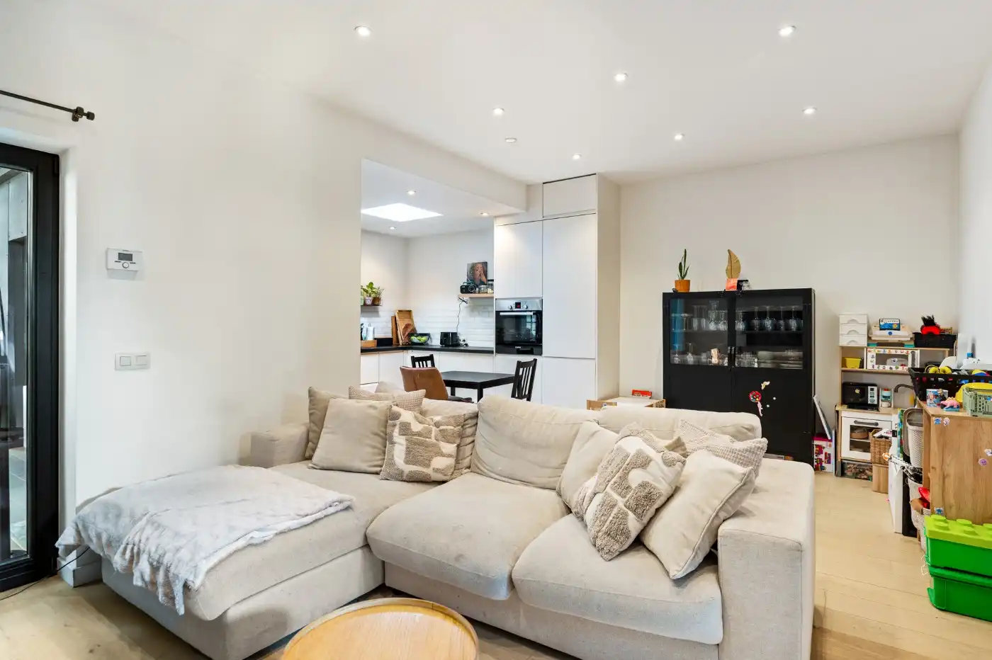 Charmante woning met 3 slpk. en tuin foto 3