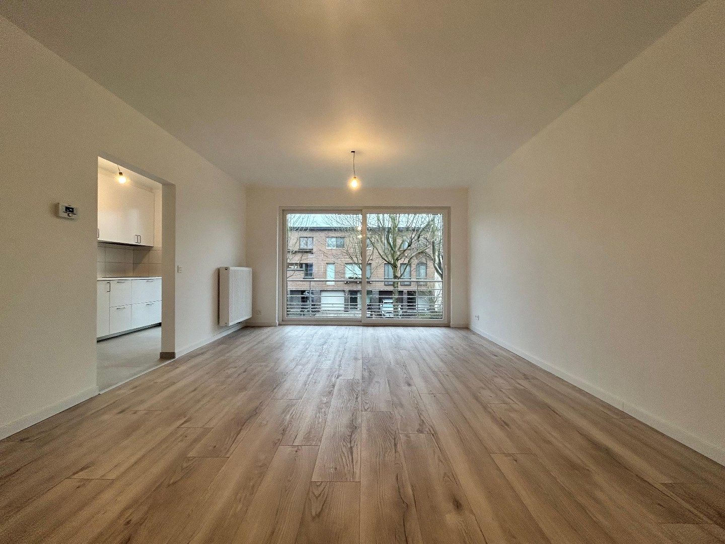 Volledig gerenoveerd 2 slpk appartement foto 2