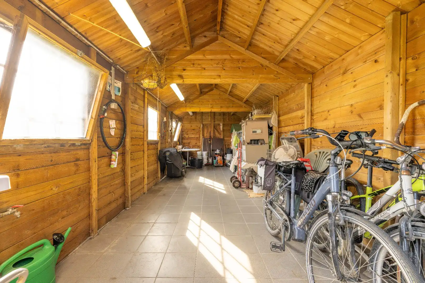 CENTRAAL GELEGEN INSTAPKLARE WONING foto 14