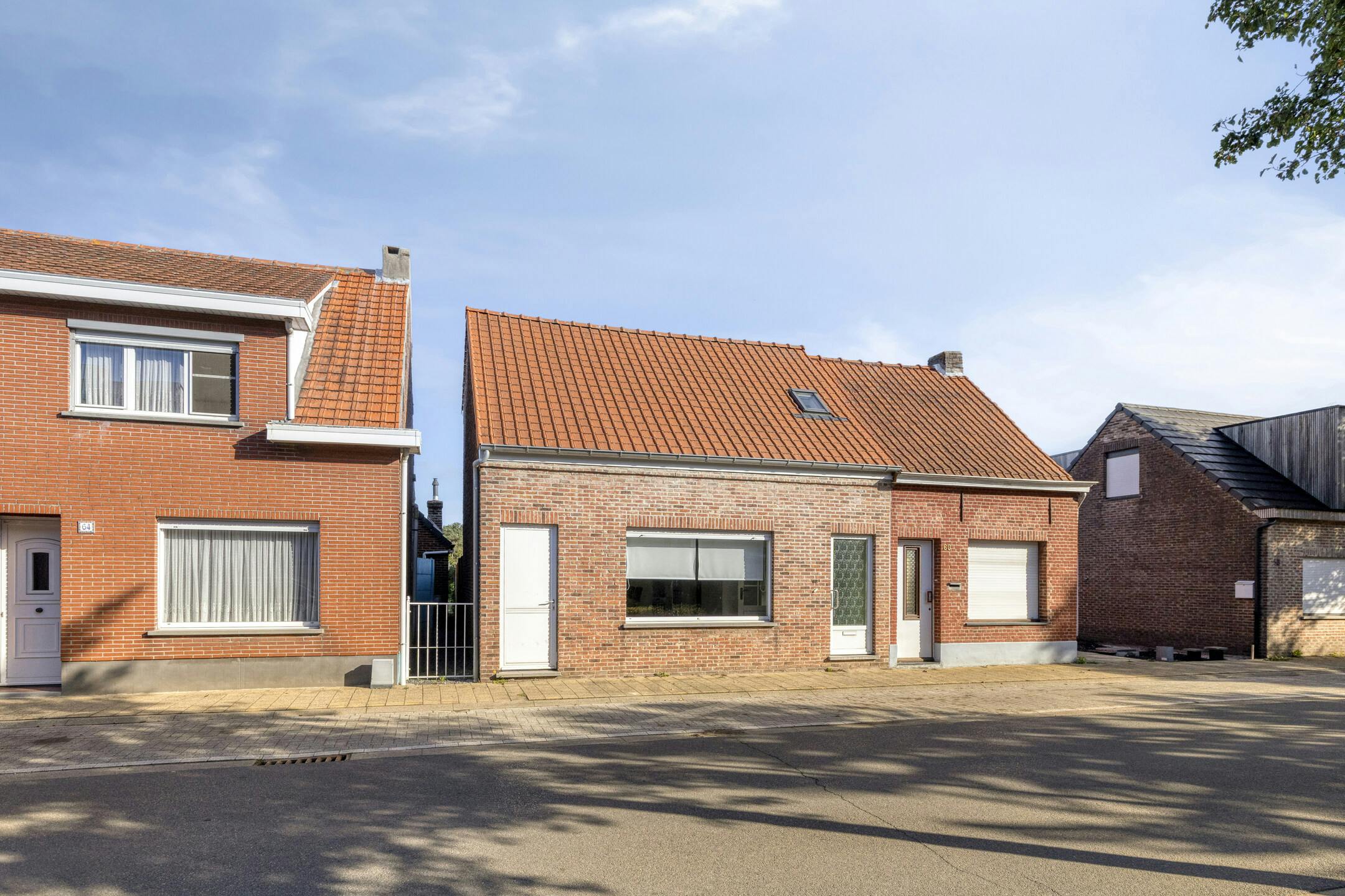 Instapklare woning te koop te Essen-Wildert! foto 4