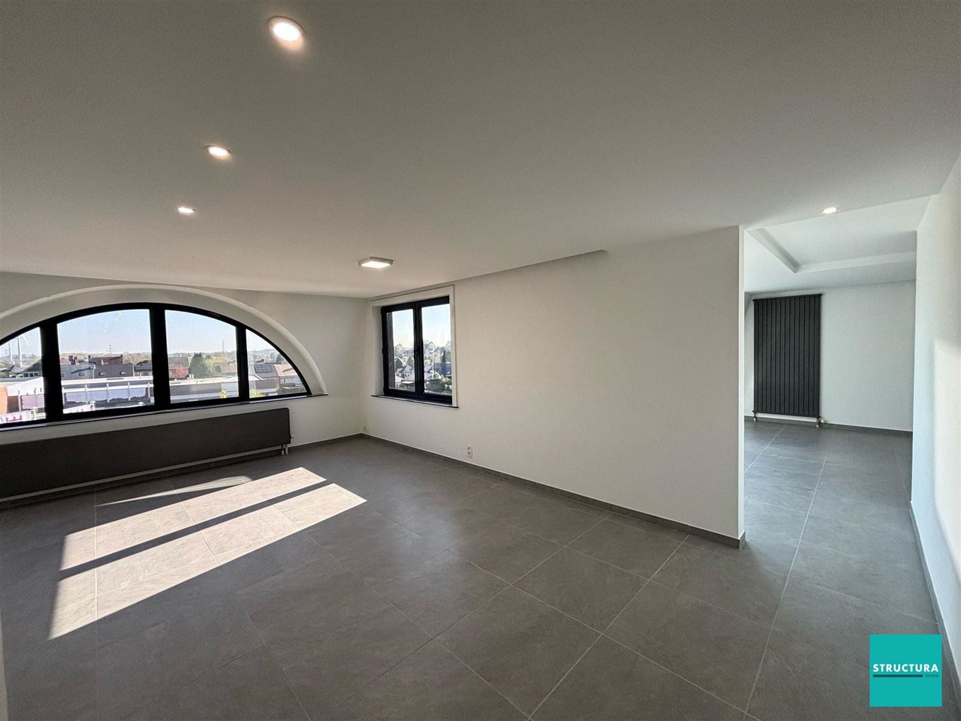 Volledig gerenoveerd loft-appartement in het centrum! foto 5