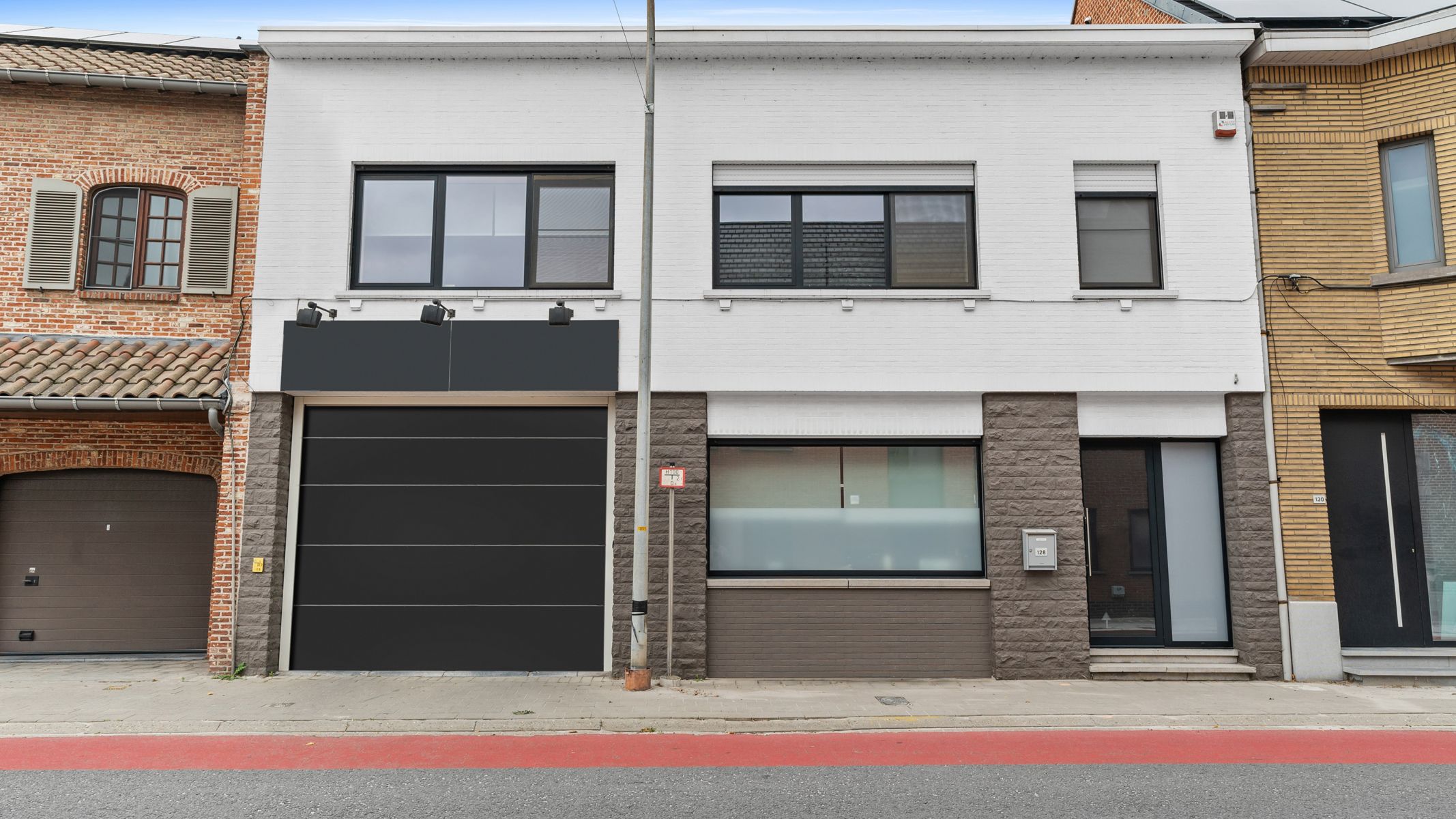 Instapklare woning met handelspand/atelier te Londerzeel foto {{pictureIndex}}