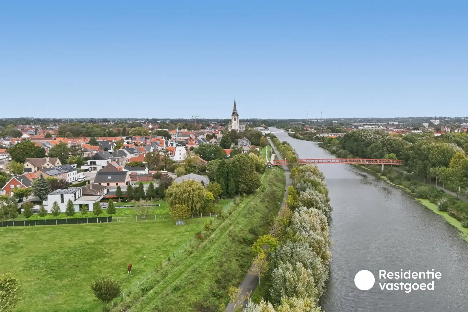 Woning met 4 slaapkamers, ruime tuin en prachtige ligging langs De Leie in Wervik foto 4
