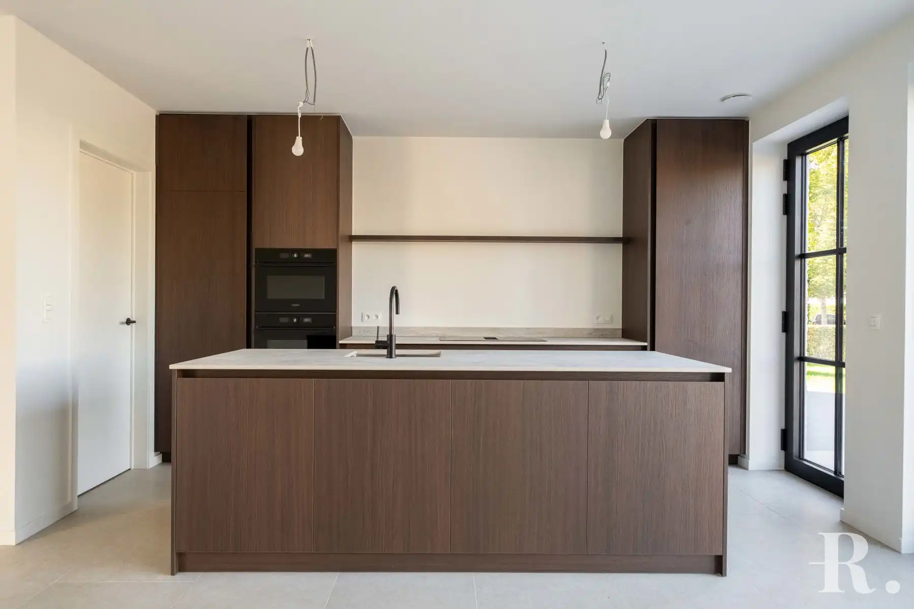 Stijlvolle energiezuinige nieuwbouwwoning foto 9