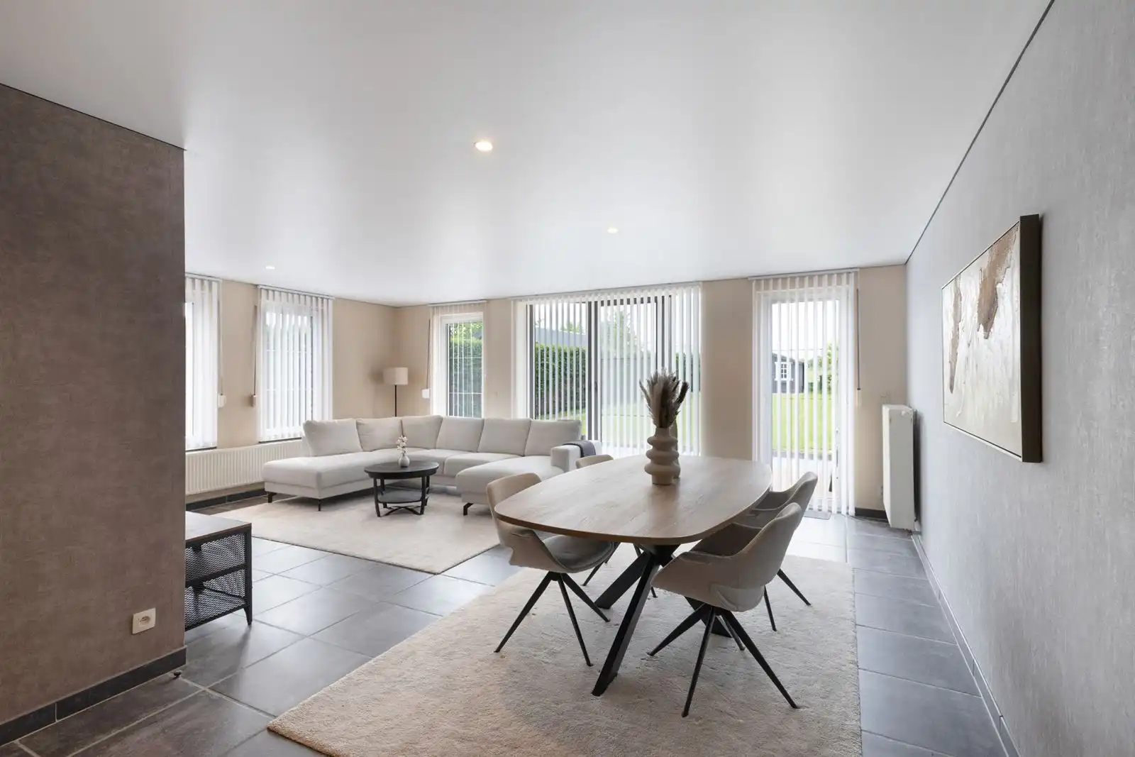 Stijlvolle woning in groene omgeving met 3 slaapkamers foto 4