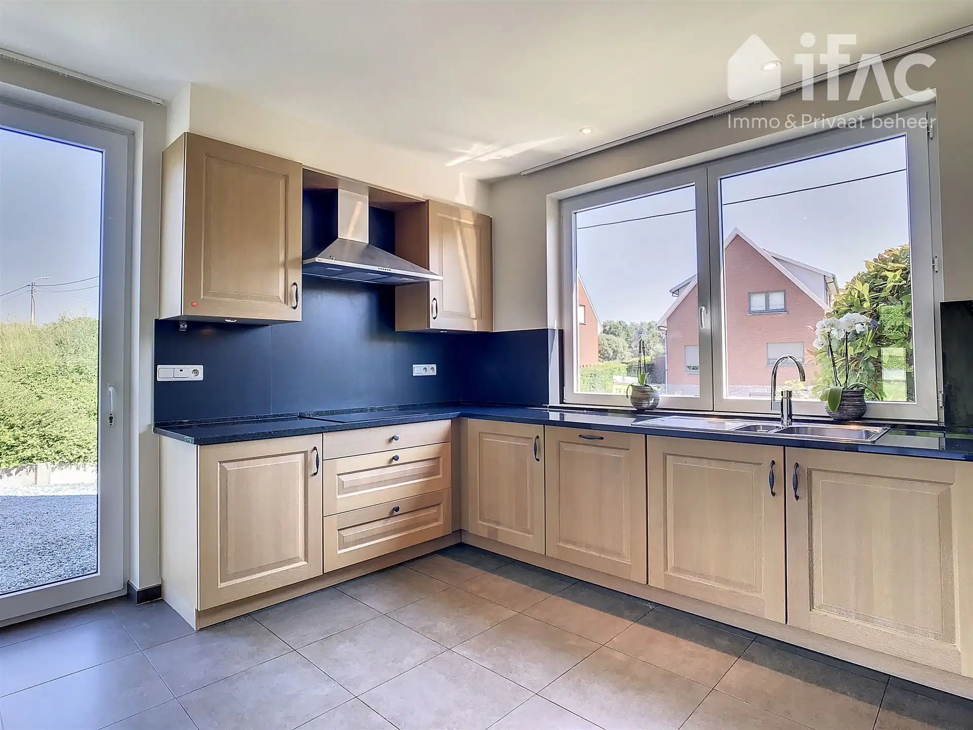 Landelijke villa met 4 slaapkamers  foto 5