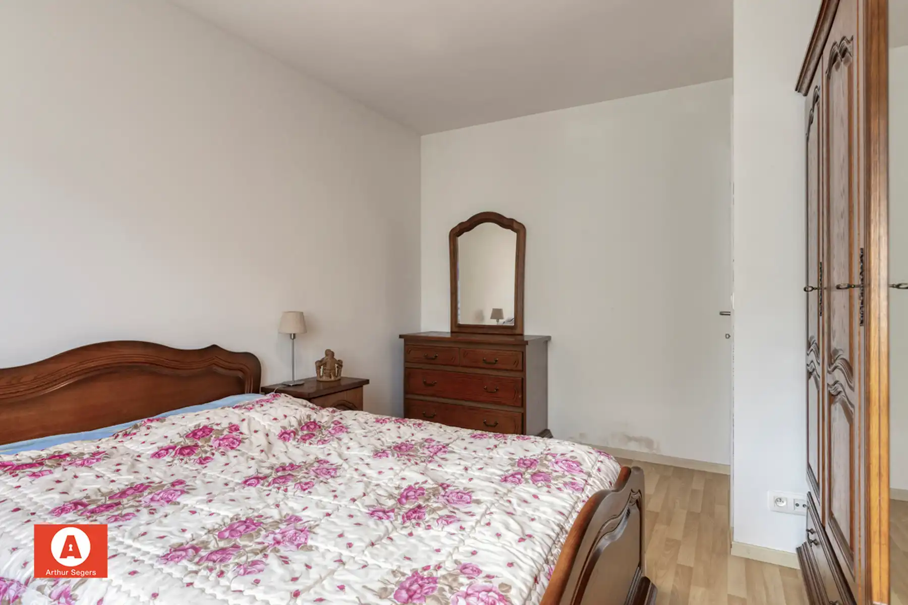 Energiezuinig gelijkvloers appartement met garage foto 15