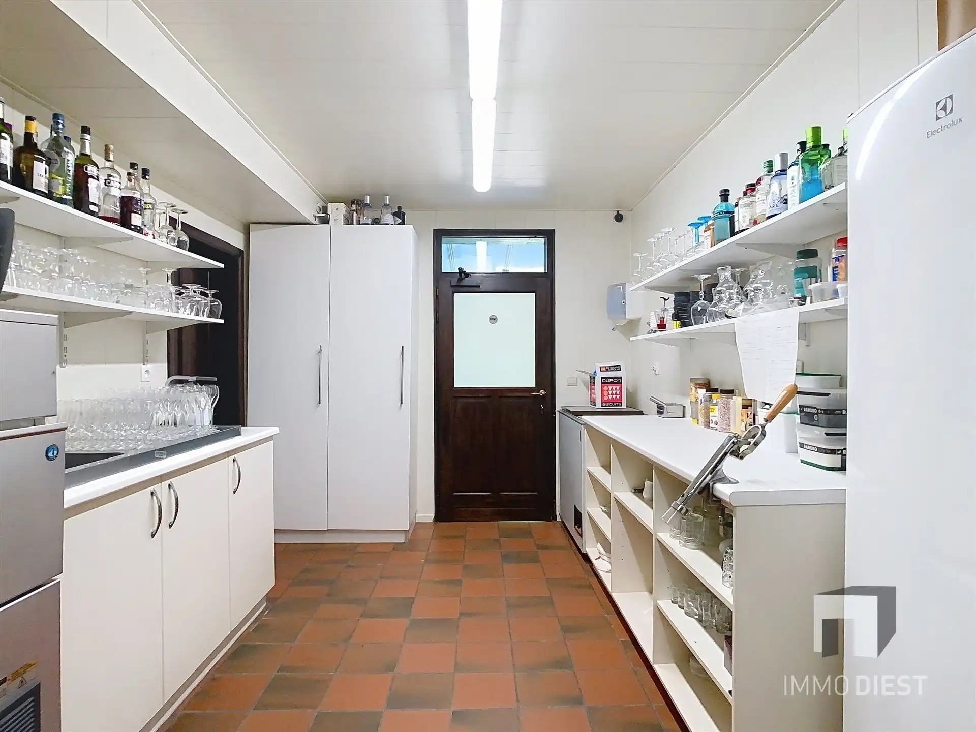 Brasserie - restaurant - feestzaal - privéwoonst foto 56