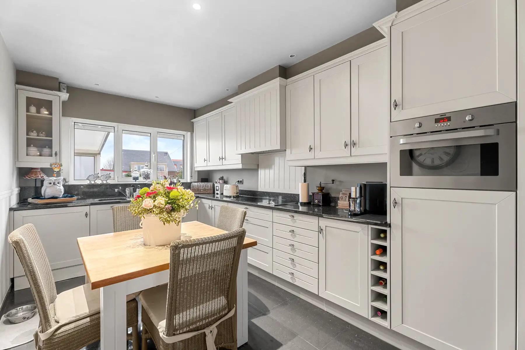 Verzorgd handelspand met comfortabele woonst foto 8