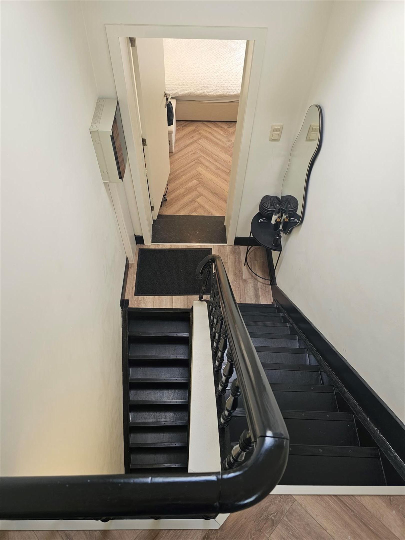 Appartement op derde verdieping van een herenhuis. foto 4