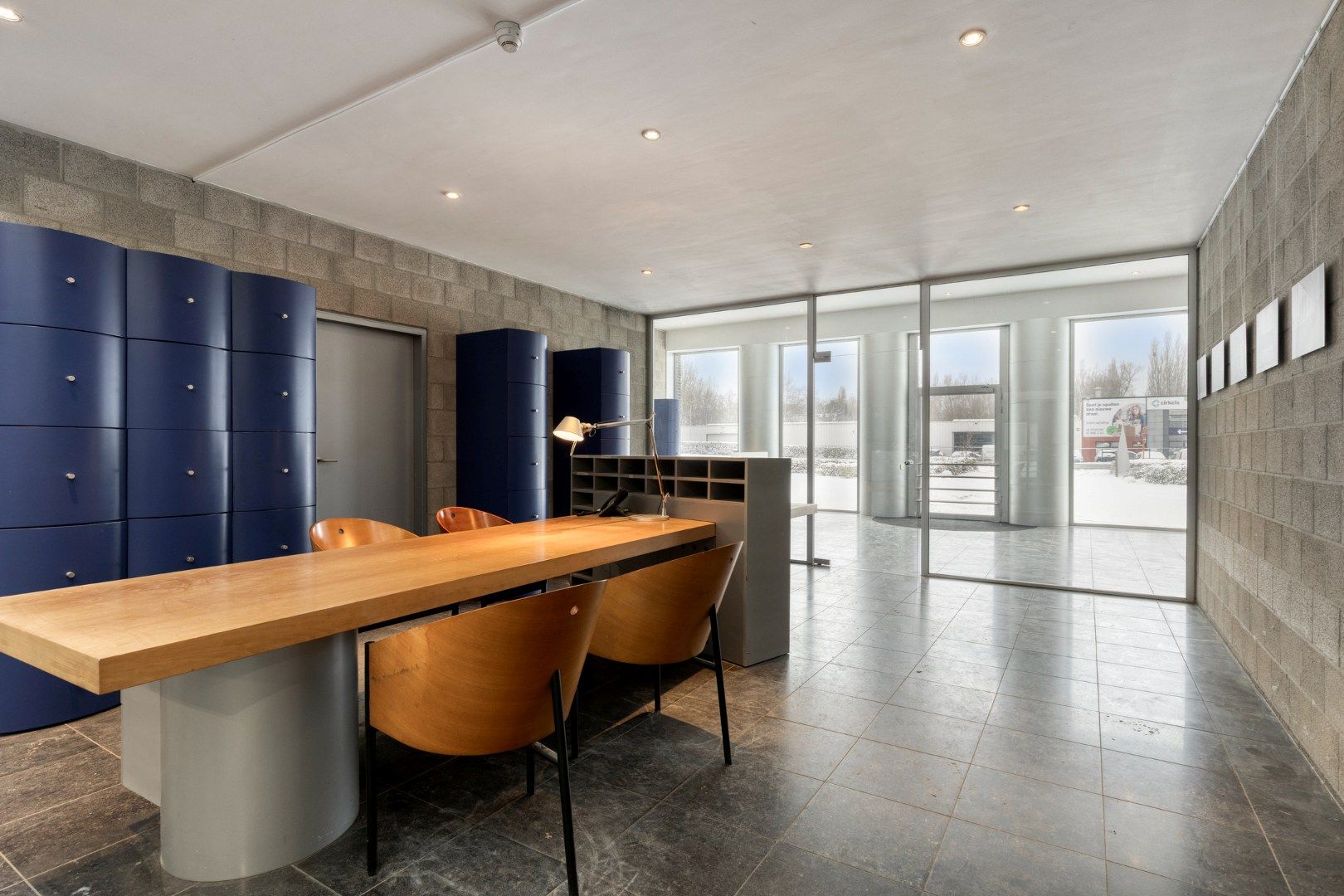 Polyvalent nijverheidscomplex met hedendaagse sociale voorzieningen  foto 5