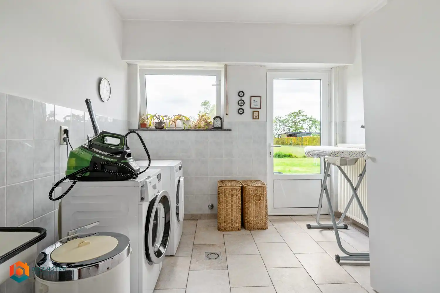 Ruime villa (325m²) op een perceel van 2567m² in prachtige omgeving foto 10
