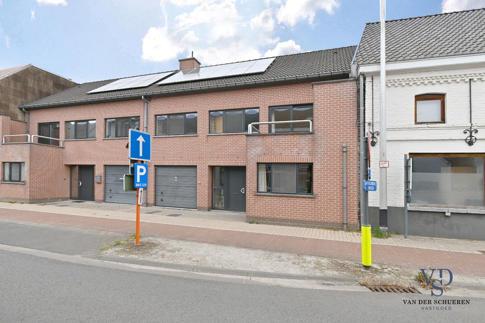 Tijdloos en ruim (> 300 m²) wonen. foto 37