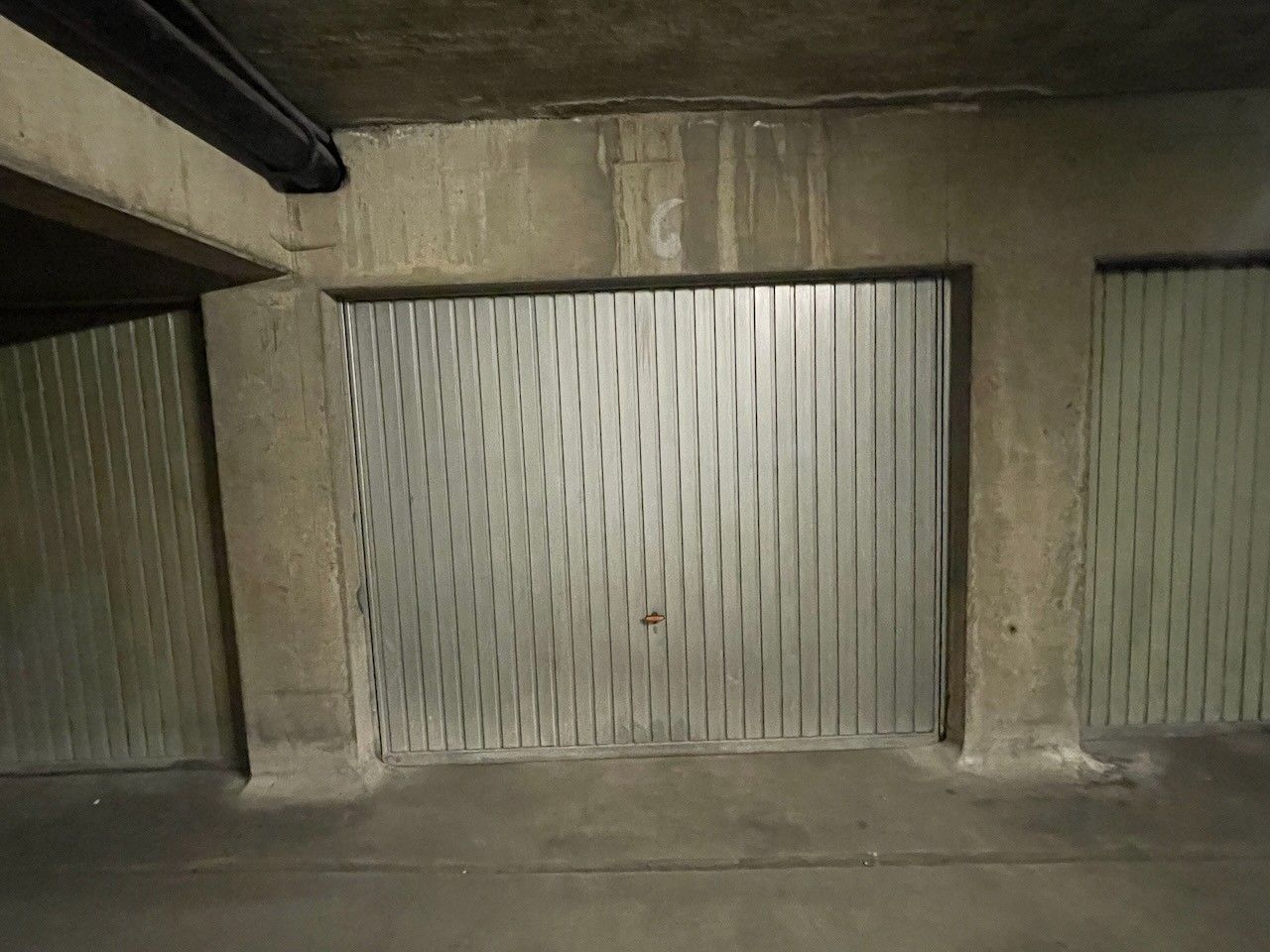 Genk-centrum - Dieplaan 43/53 - Appartement met 1 slaapkamer, terras en afgesloten garage. foto 13
