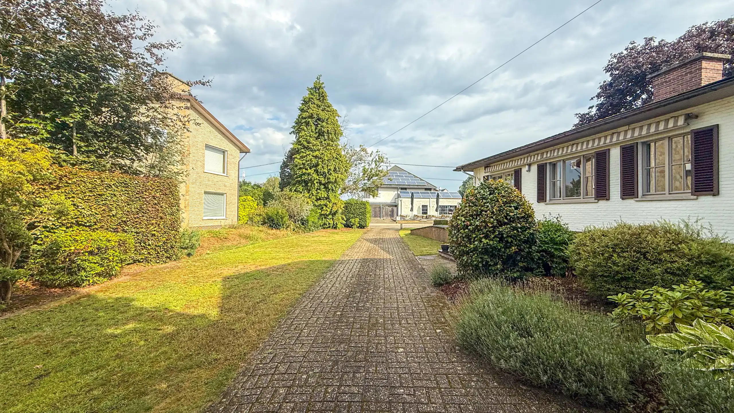 Karaktervolle gezinswoning met 4slpk + tuin! foto 49