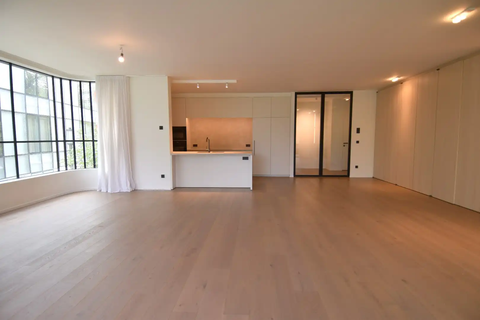 Wonen aan de Broeltorens in een luxe appartement foto 11