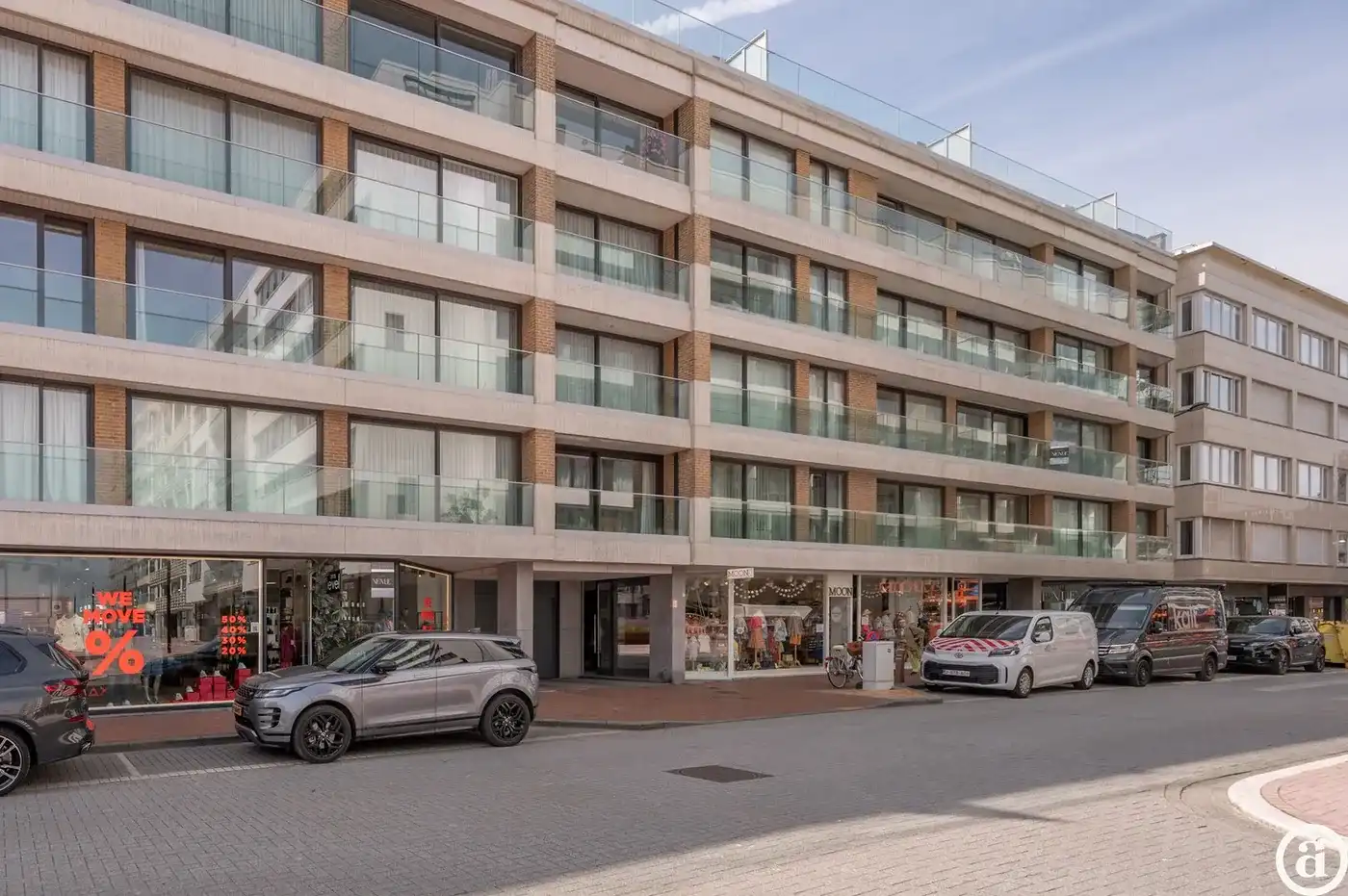 Stijlvol gerenoveerd 3-slaapkamerappartement op topligging in hartje Knokke. foto 19