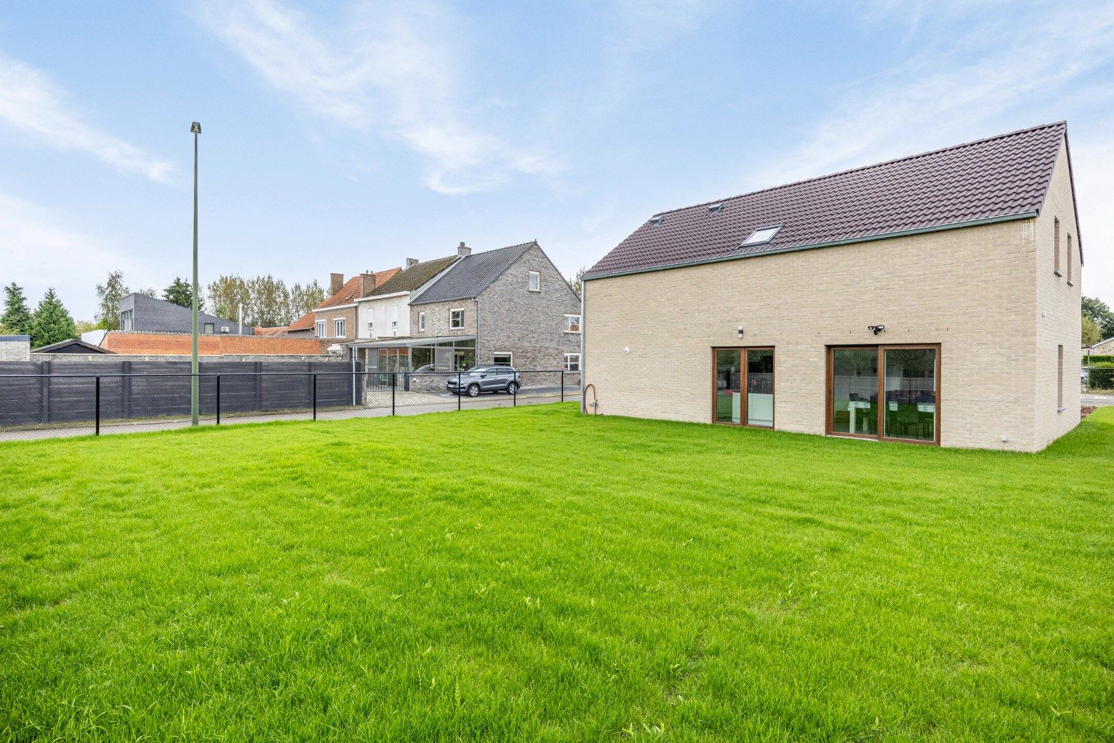 Nieuwbouw met 3 slaapkamers, 2 badkamers en garage foto 29