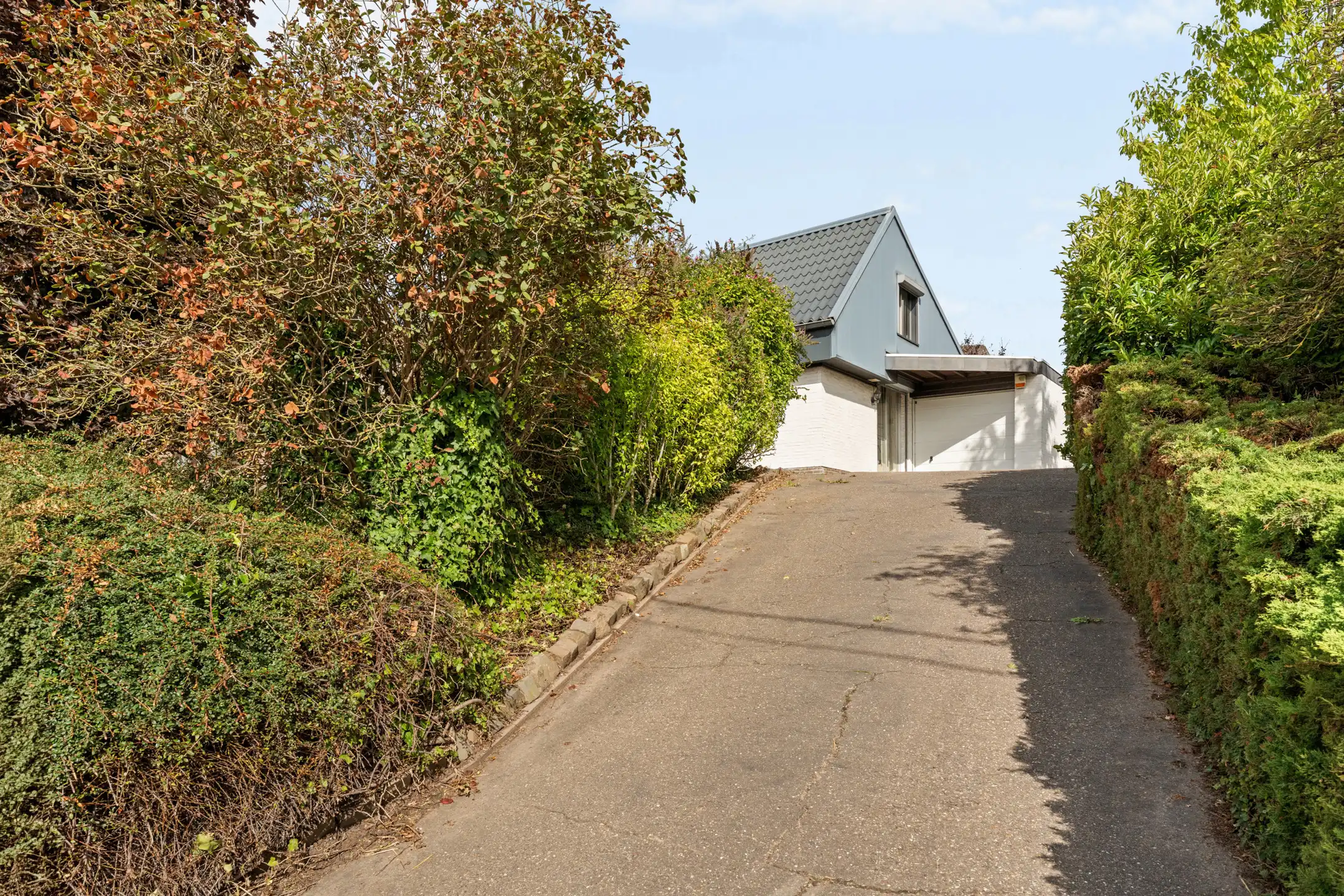 Charmante woning met garage in Zichen foto 17