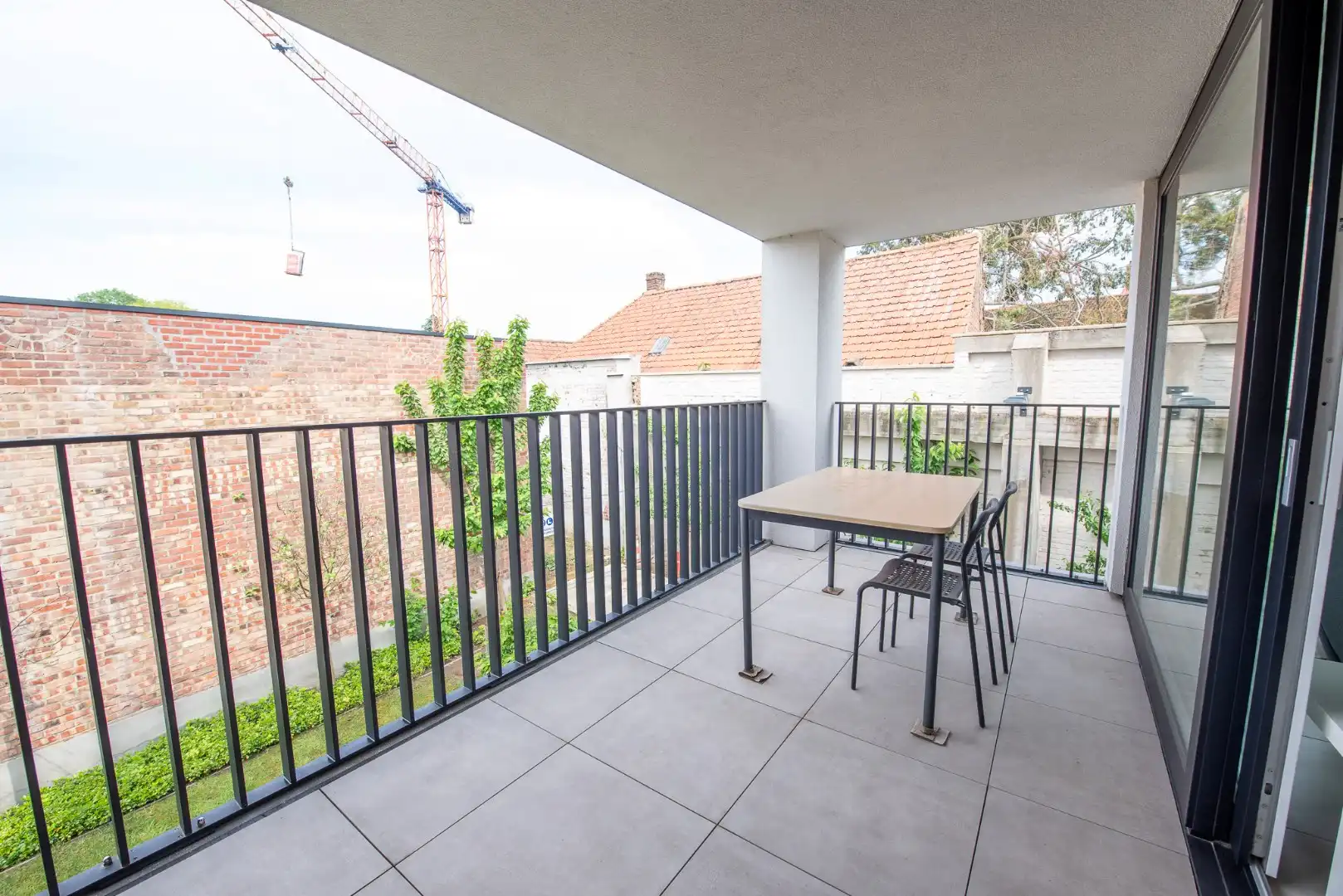 Instapklaar appartement met ruim terras en autostaanplaats in Deerlijk foto 15