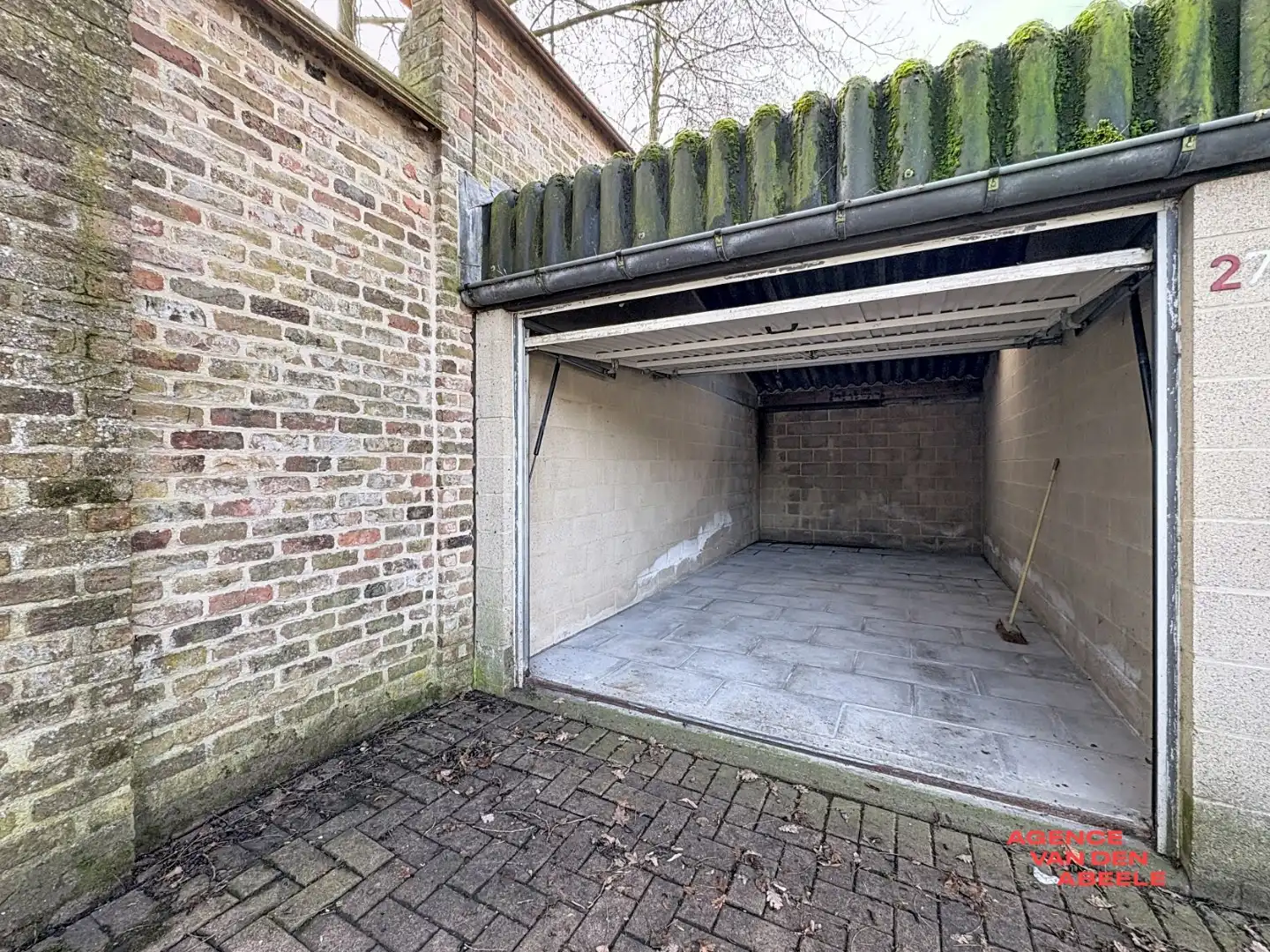 Gesloten garagebox in garagecomplex! foto 5