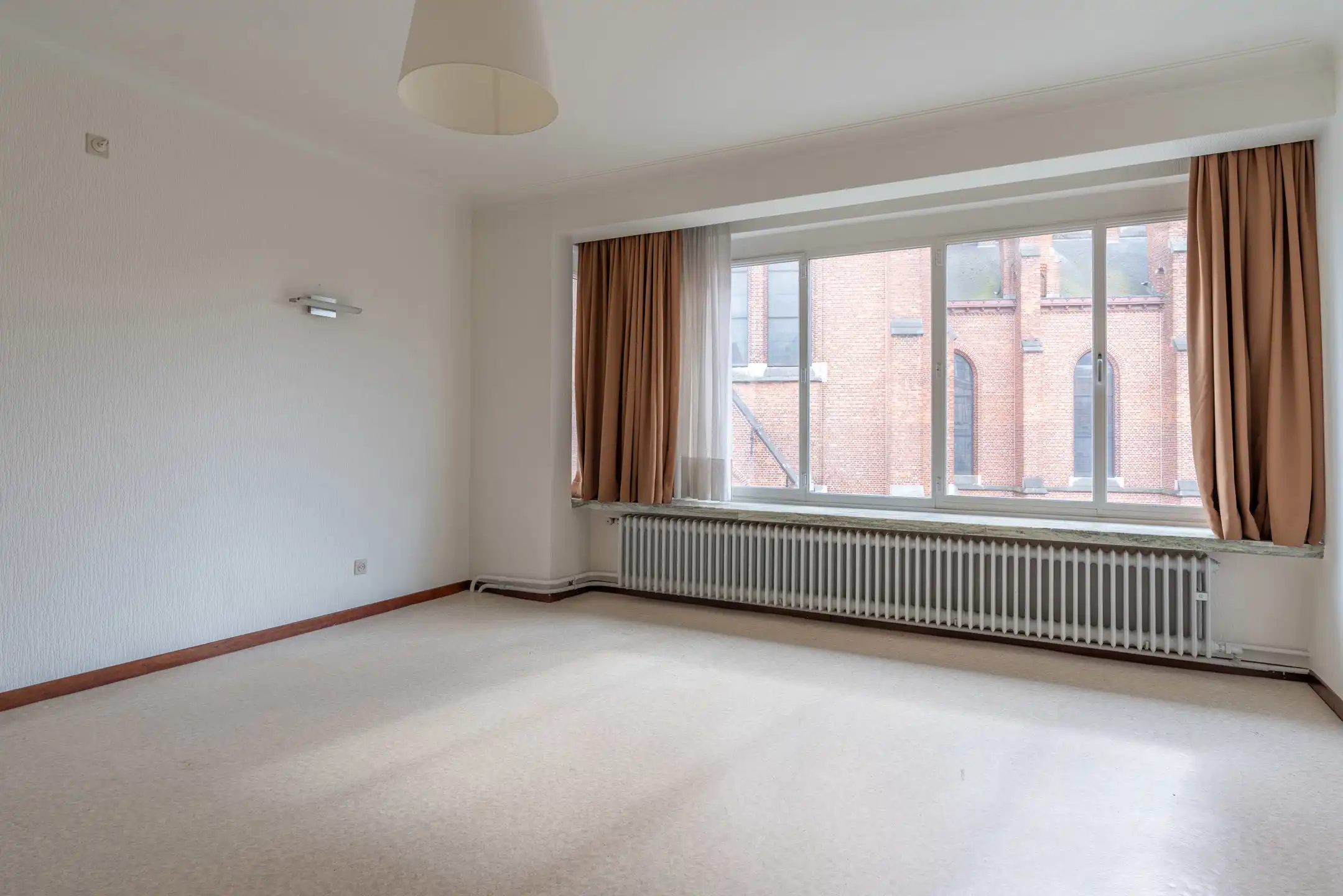 Te renoveren woning mét 1 slpk en garage op toplocatie te Turnhout  foto 19