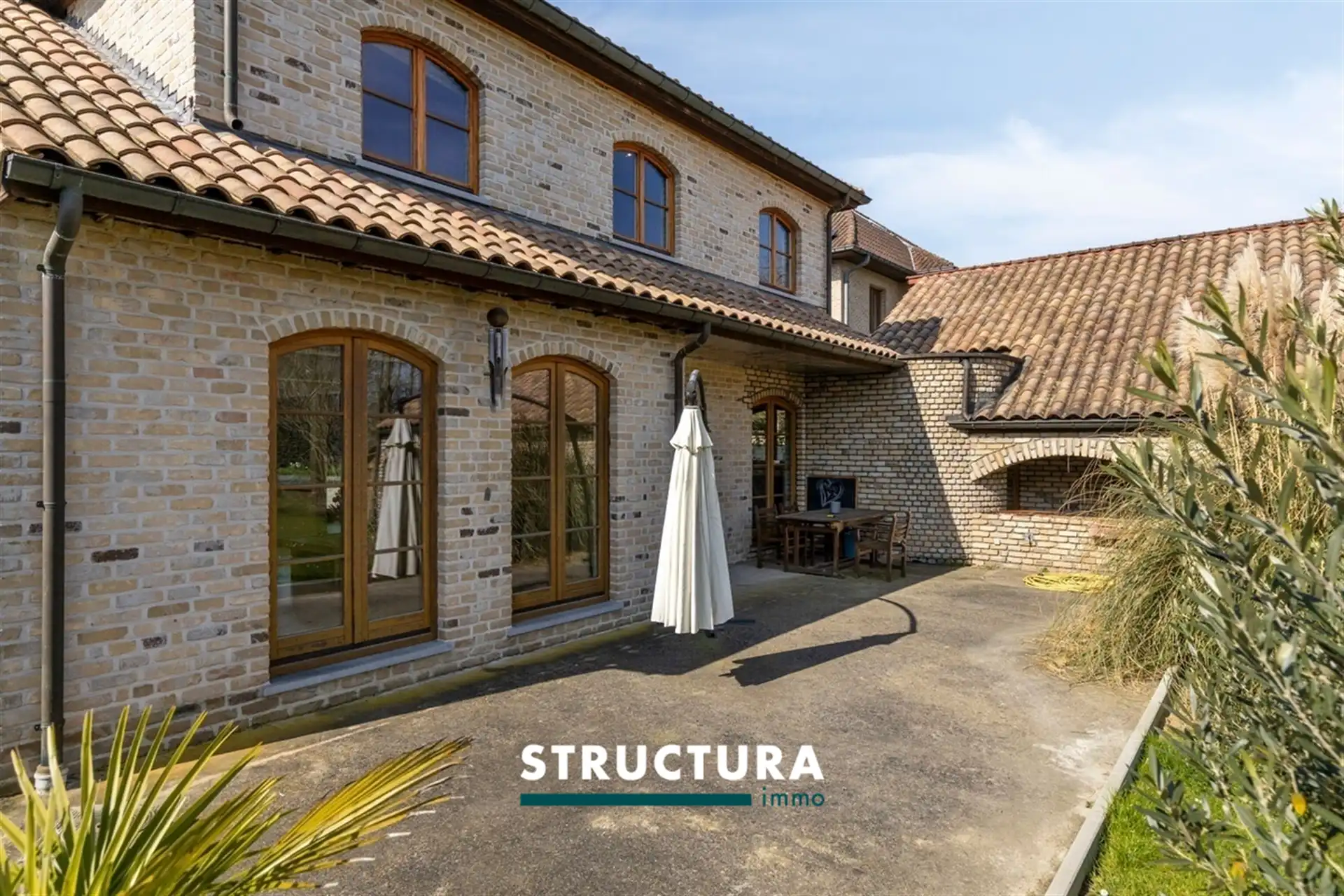 Instapklare villa met 4 slaapkamers, grote tuin en absolute privacy foto 14