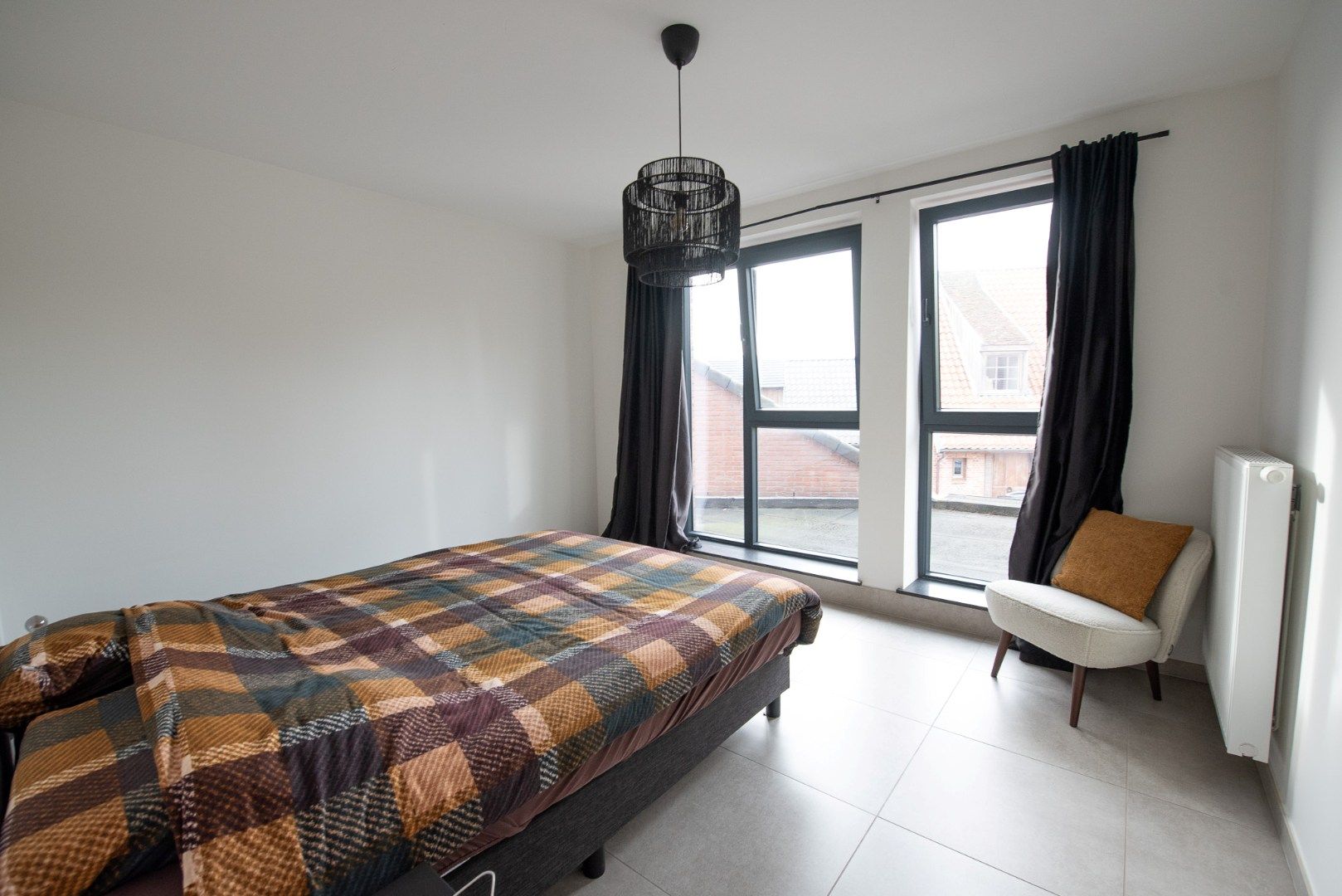 Topper! Ruim 3 gevel-appartement van 118 m² met ruim terras van 21,5 m² en parkeerplaats te Sint-Eloois-Vijve foto 10