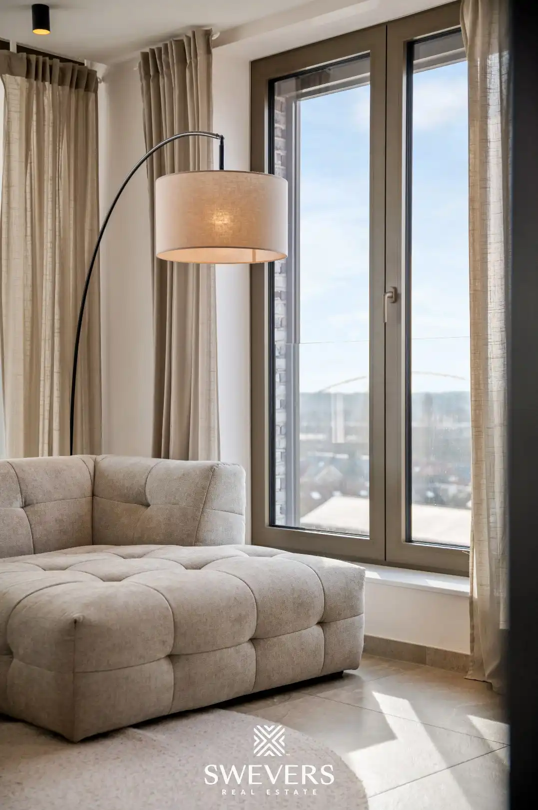 Uniek en luxueus penthouse van 222 m² op 8 ste verdieping in centrum Beringen  foto 7