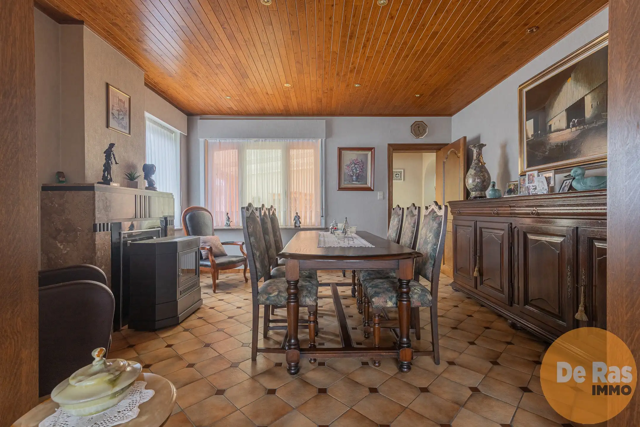 LEDE- Stevige halfopen bebouwing pal in centrum! foto 7