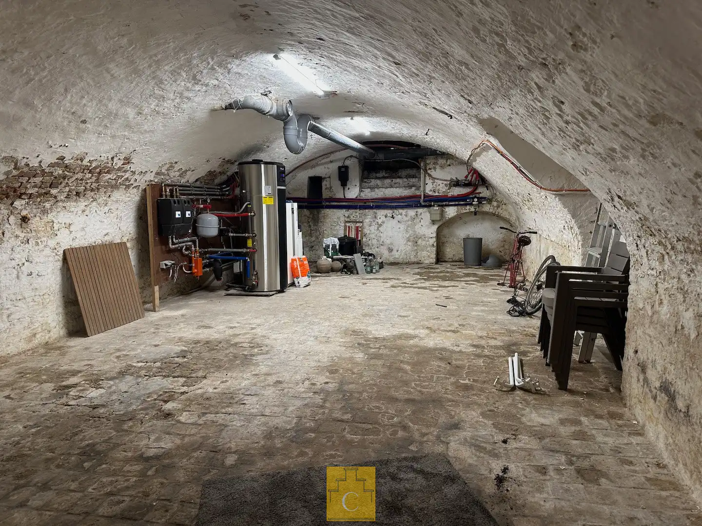 17e-18e eeuws diephuis vlakbij de Markt, authentiek met eigentijdse touch, energiezuinig en stil foto 30