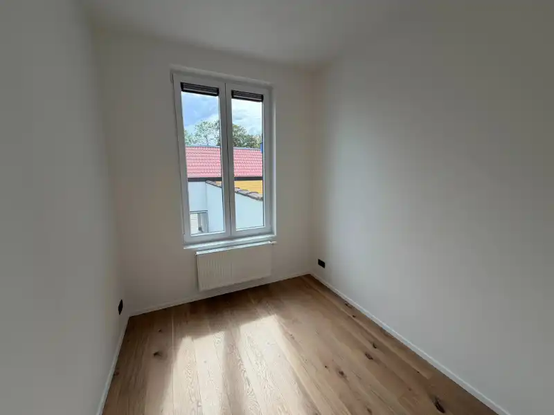 --- NIEUW --- Prachtig gerenoveerd appartement met zicht op het water in Gent. foto 8
