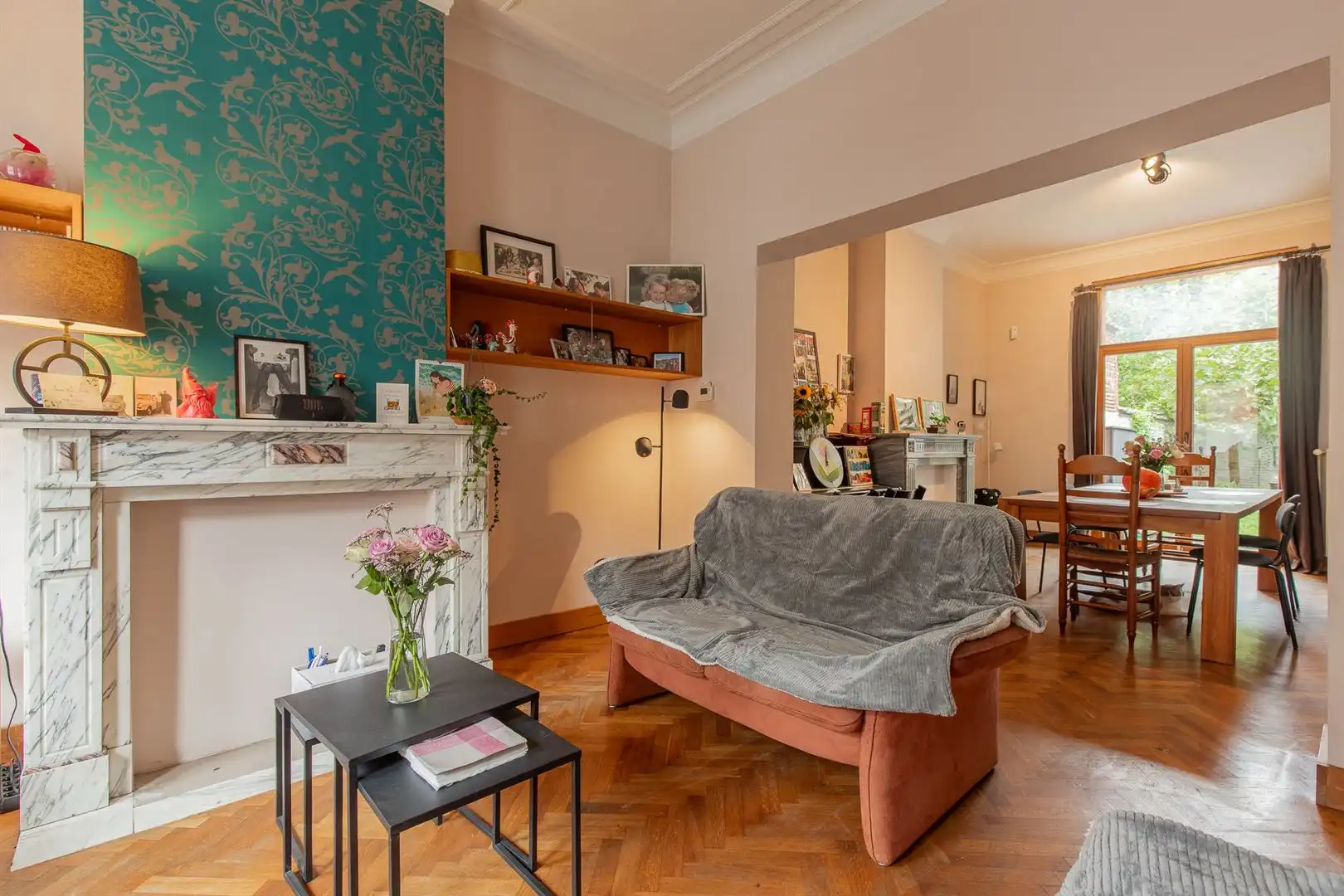 Karaktervol herenhuis met 4 slaapkamers, 2 badkamers en tuin op topligging in Jette foto 2