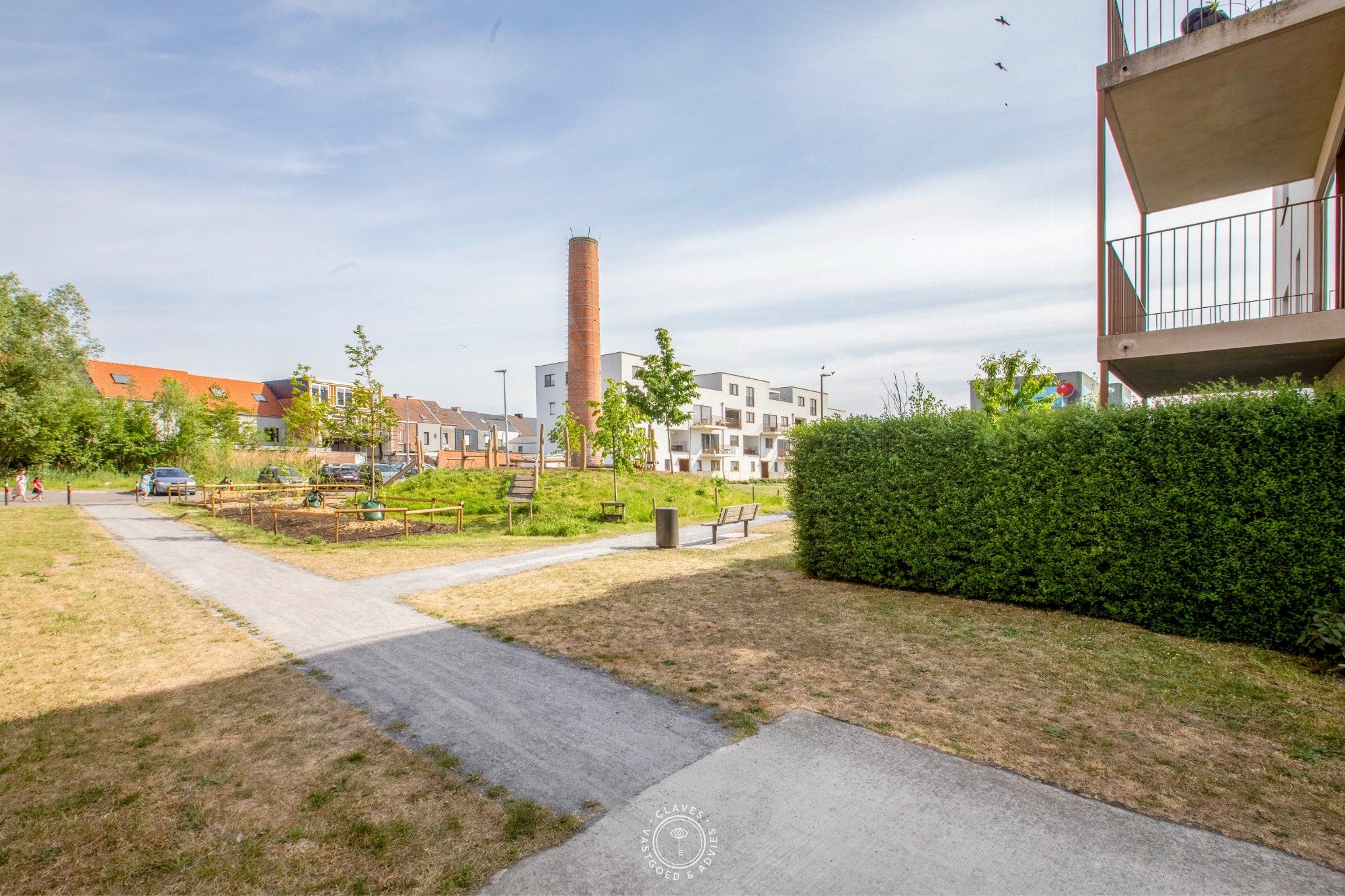 Gelijkvloersappartement met tuintje en staanplaats op toplocatie in Sint-Niklaas foto 12