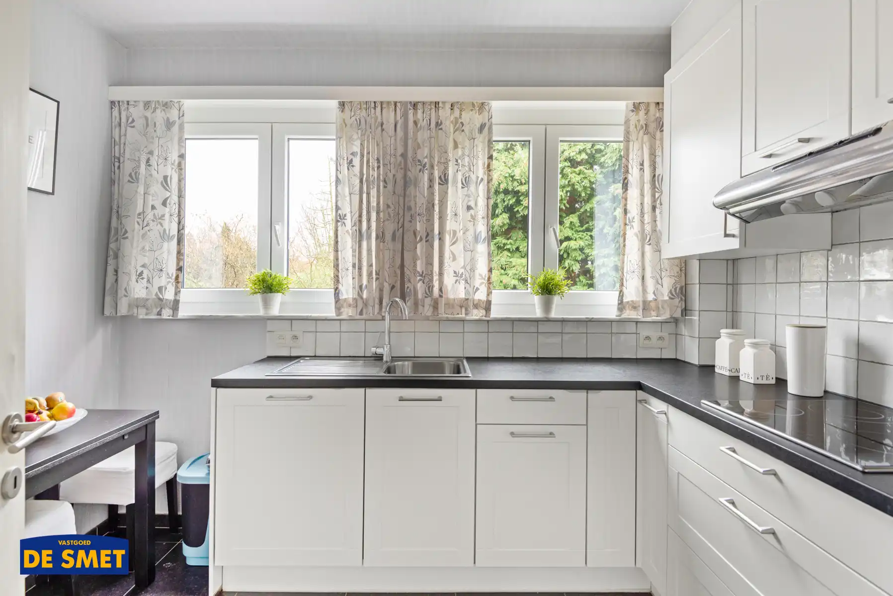 Halfopen bebouwing op toplocatie in rustige buurt foto 12