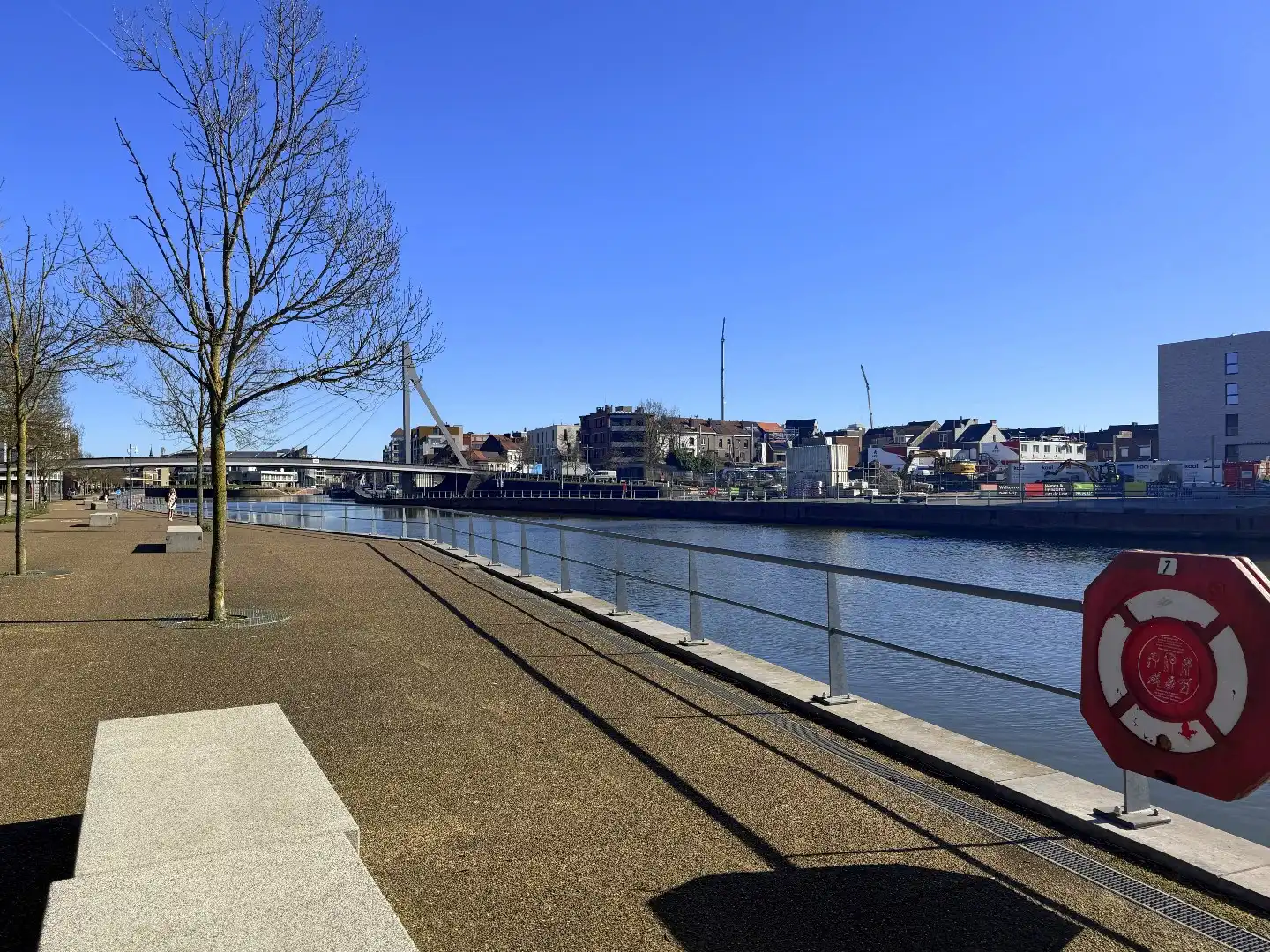 Uniek luxueus appartement met 2 slaapkamers en schitterend Leiezicht foto 20